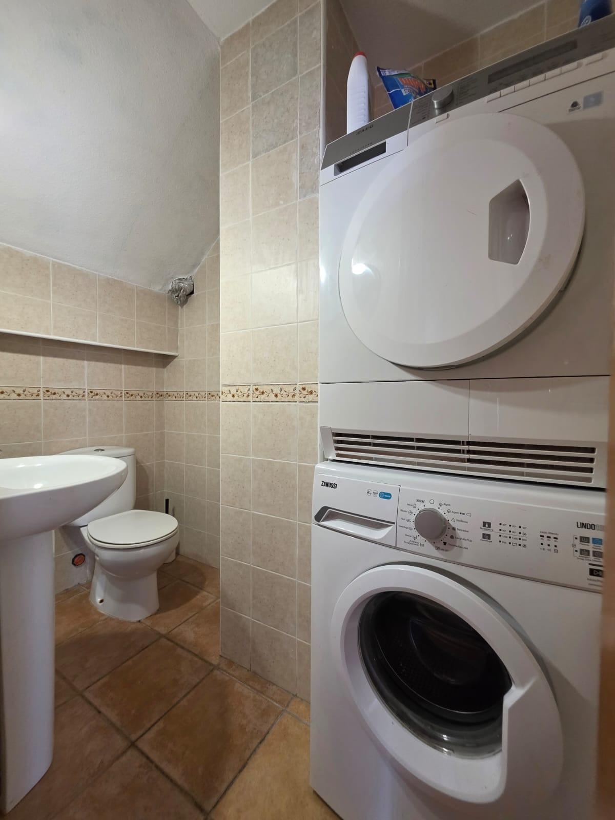 For sale - 4 Bedroom 1 Bathroom Villa in Villamartin - Villamartín-las Filipinas  - Alicante