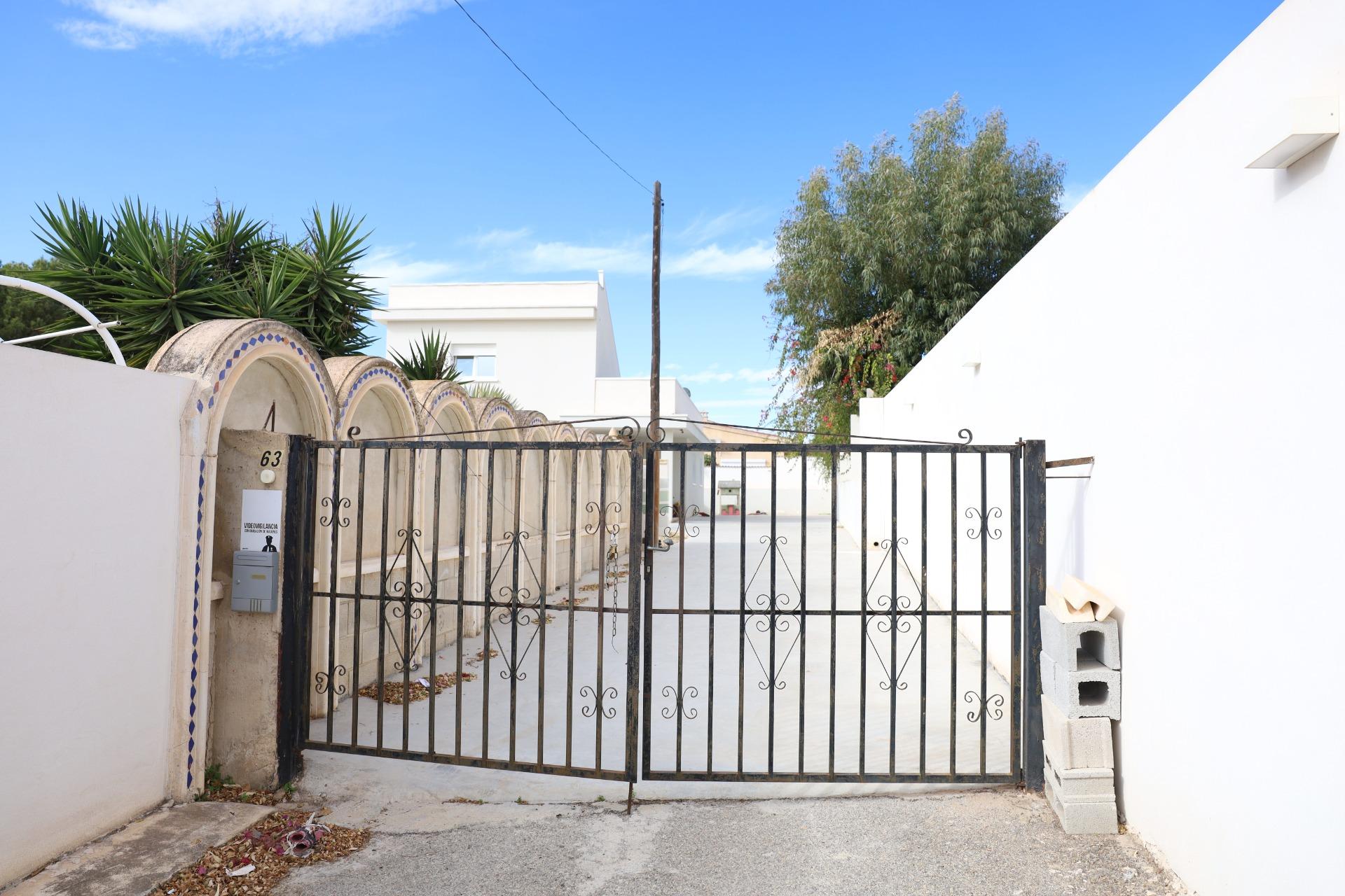 For sale - 5 Bedroom 3 Bathroom Villa in Ciudad Quesada - Costa Blanca Sur  - Alicante