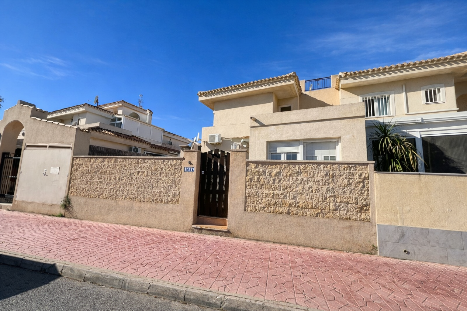 House in Playa Flamenca - Image 2