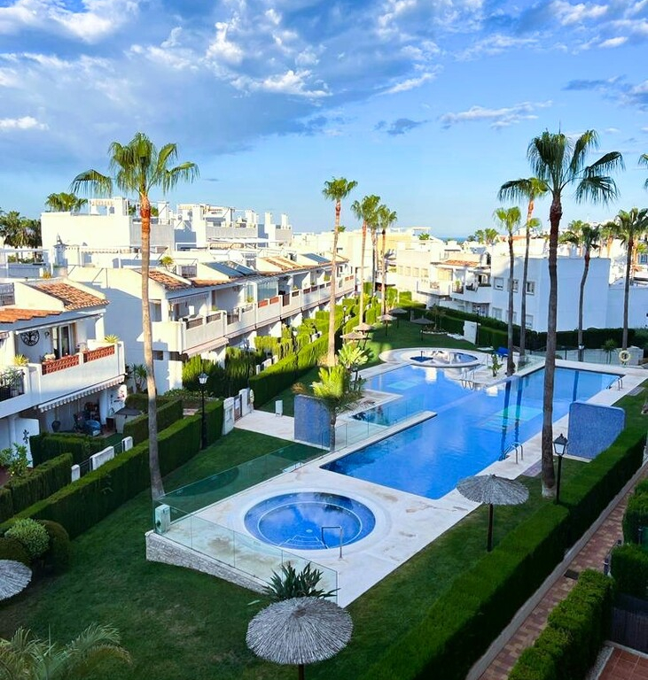 3 Bedroom 2 Bathroom Apartment in Villamartin