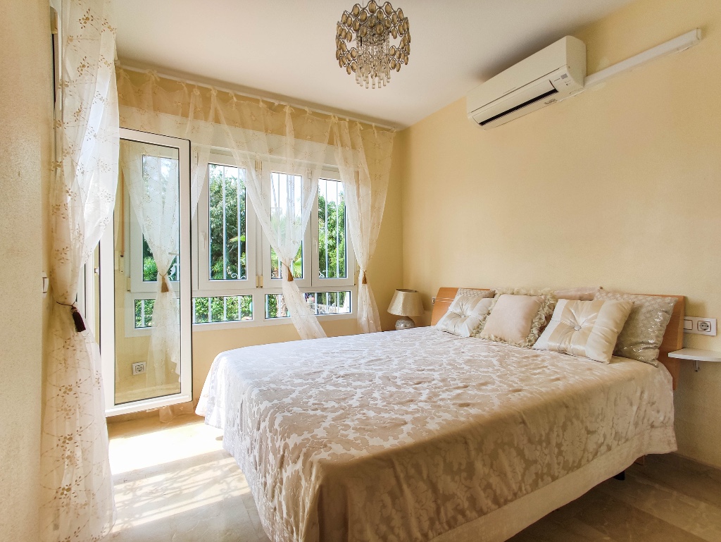 For sale - 4 Bedroom 4 Bathroom Villa in Las Ramblas Golf - Las Ramblas  - Alicante