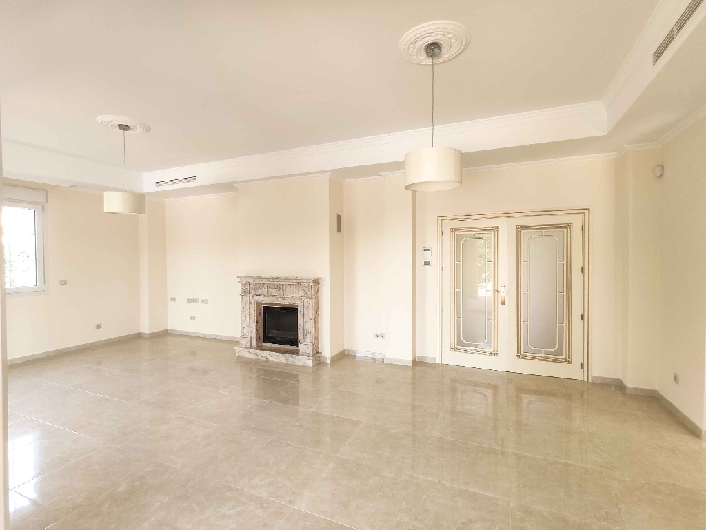 For sale - 6 Bedroom 8 Bathroom Villa in Cabo Roig - Cabo Roig  - Alicante