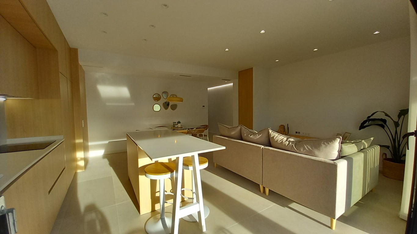 For sale - 3 Bedroom 2 Bathroom Villa in El Chaparral - El Chaparral - Alicante