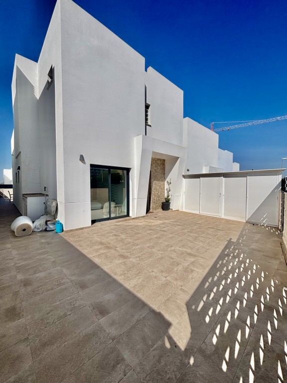 For sale - 2 Bedroom 2 Bathroom Villa in Benijofar - Costa Blanca  - Alicante