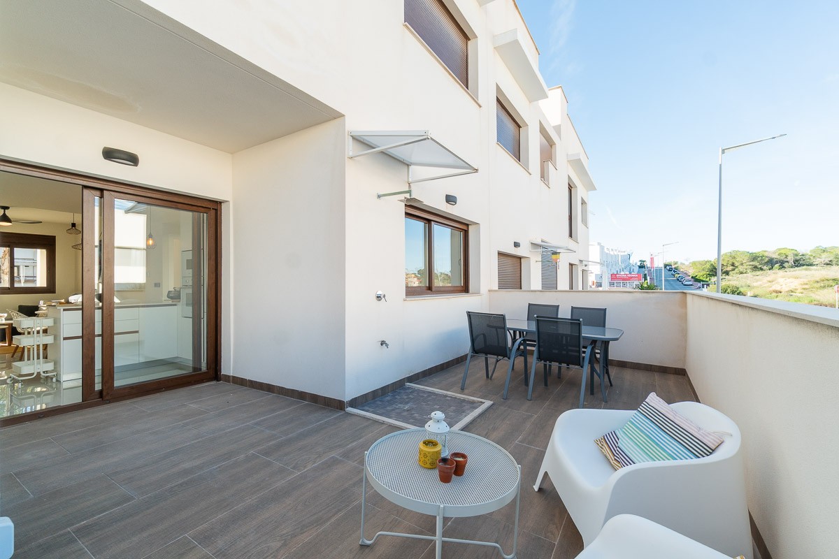 For sale - 2 Bedroom 2 Bathroom Apartment in Orihuela Costa - Costa Blanca  - Alicante