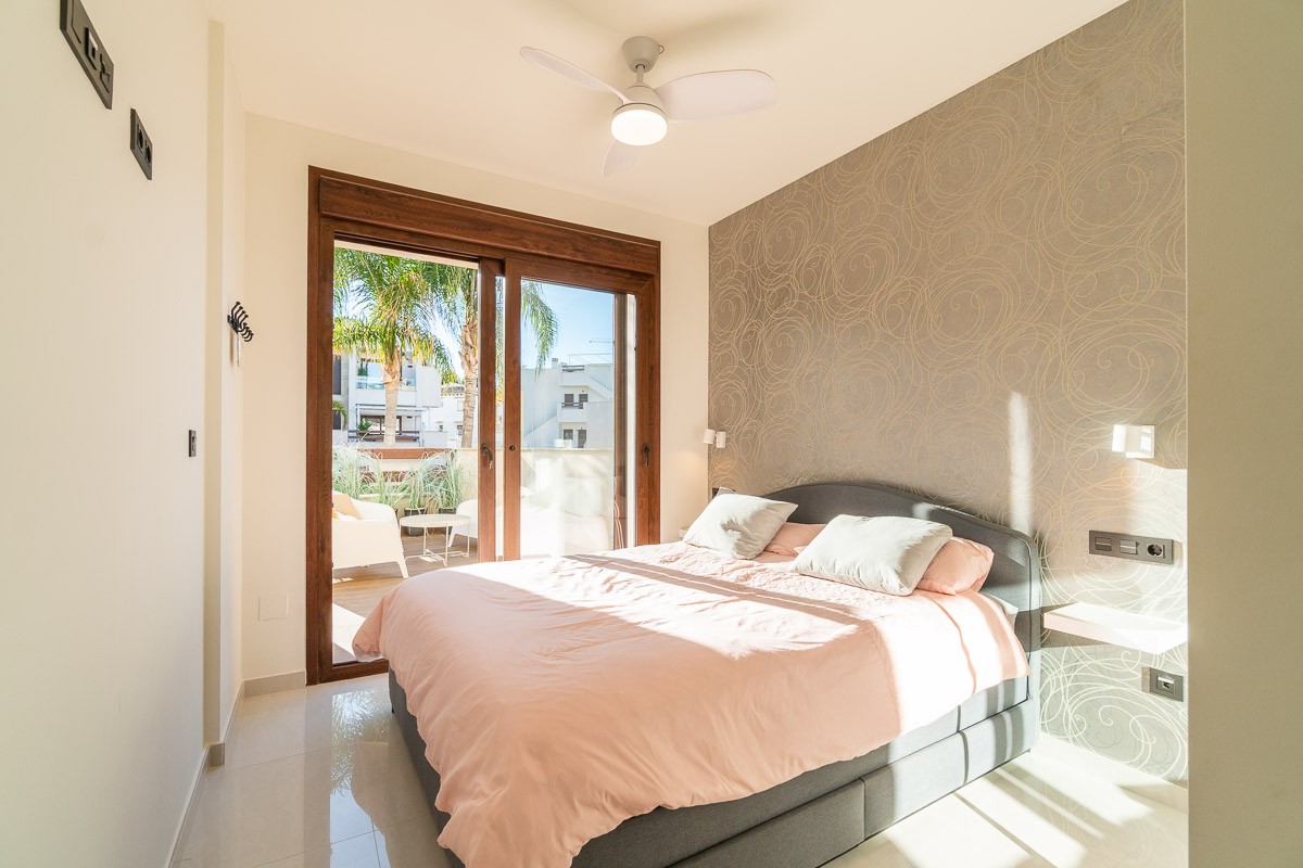 For sale - 2 Bedroom 2 Bathroom Apartment in Orihuela Costa - Costa Blanca  - Alicante