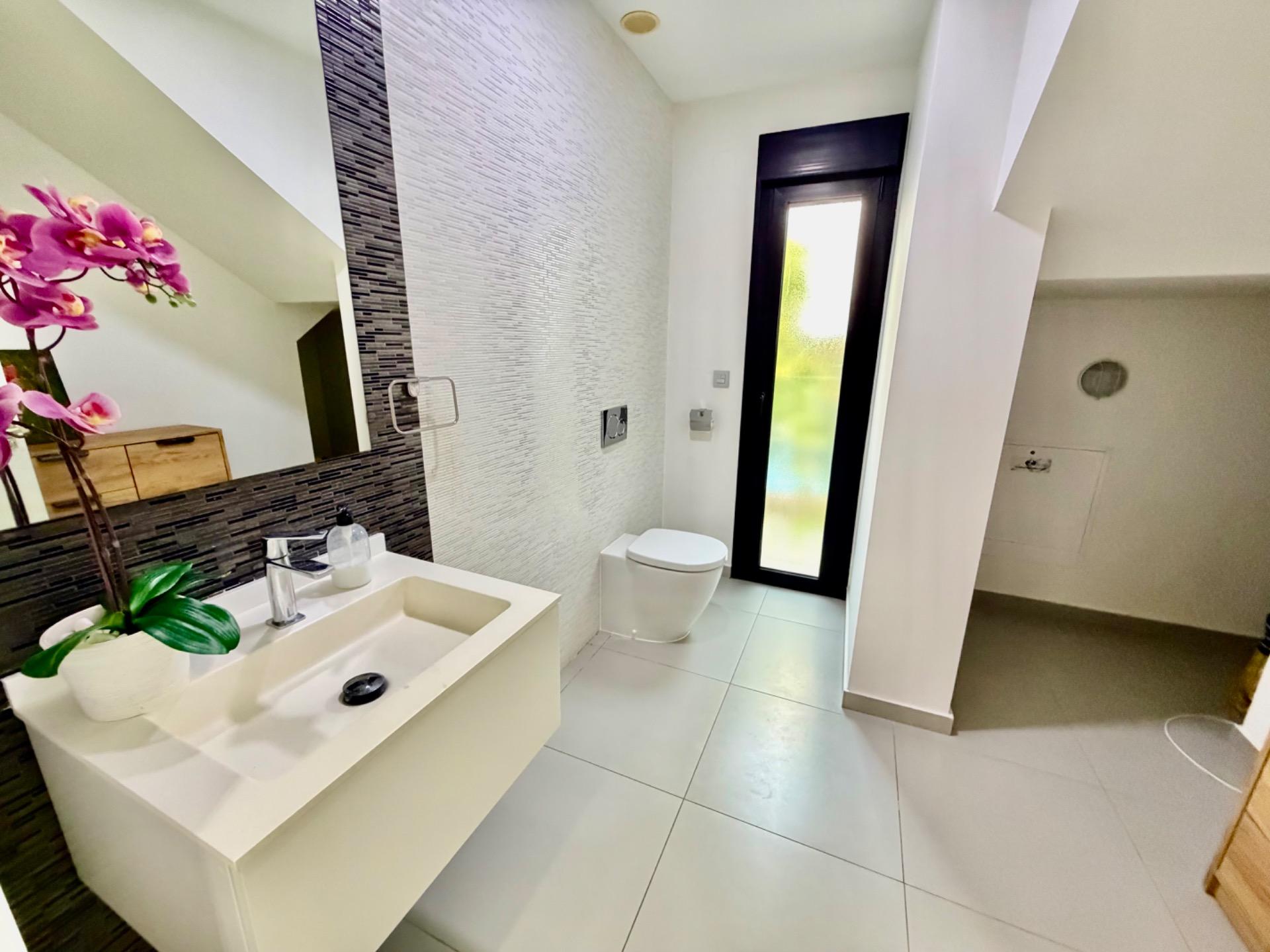 For sale - 3 Bedroom 3 Bathroom Villa in Rojales - Cuidad Quesada  - Alicante