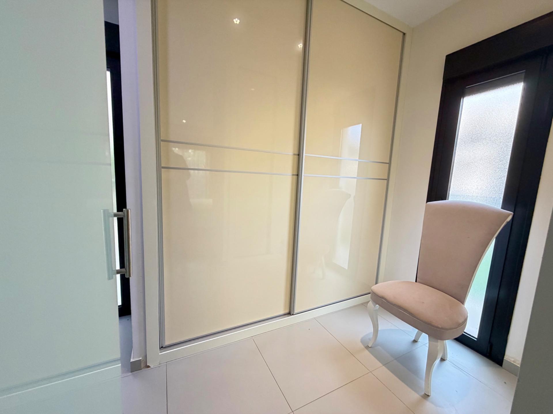 For sale - 3 Bedroom 3 Bathroom Villa in Rojales - Cuidad Quesada  - Alicante