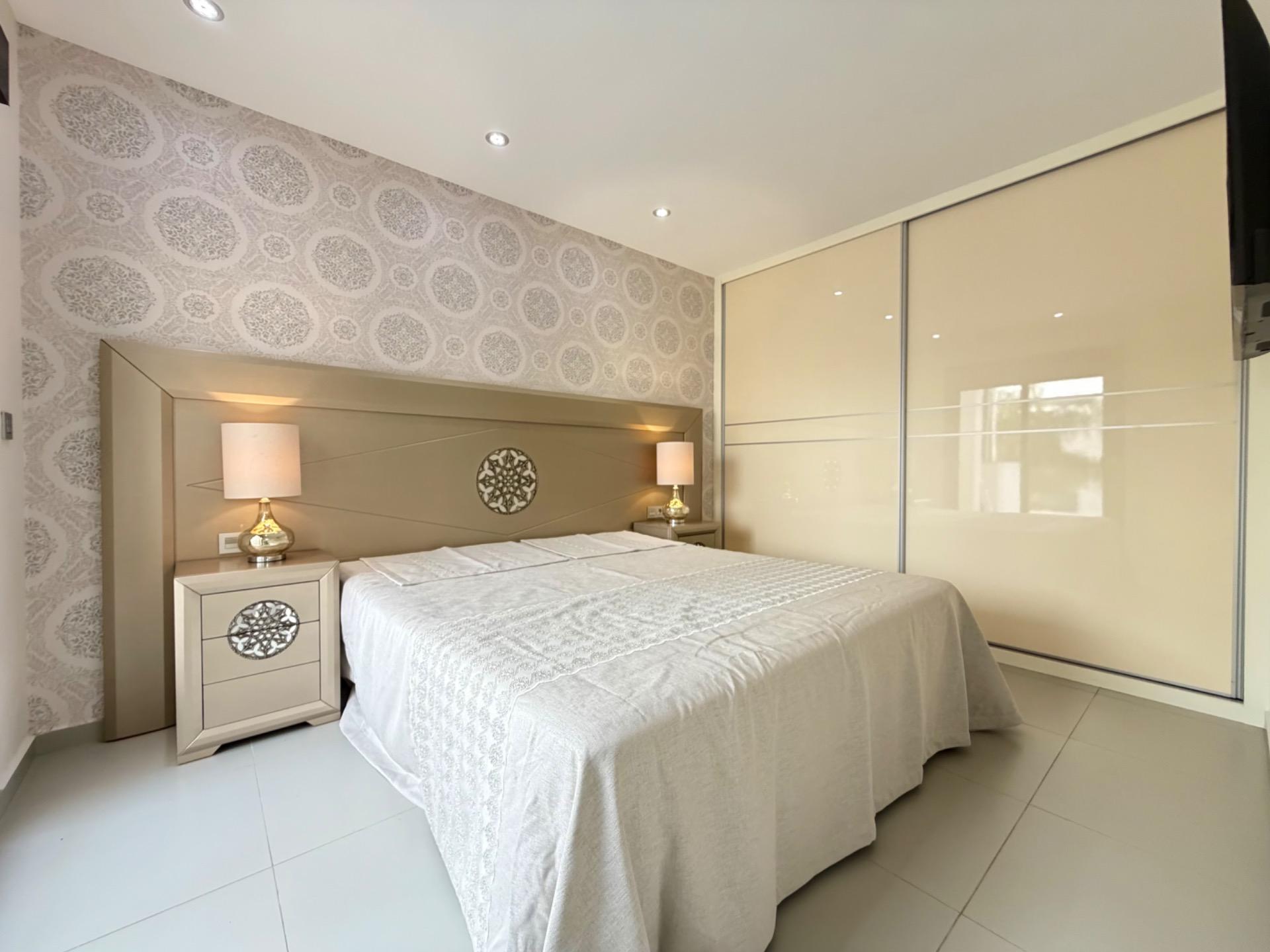 For sale - 3 Bedroom 3 Bathroom Villa in Rojales - Cuidad Quesada  - Alicante