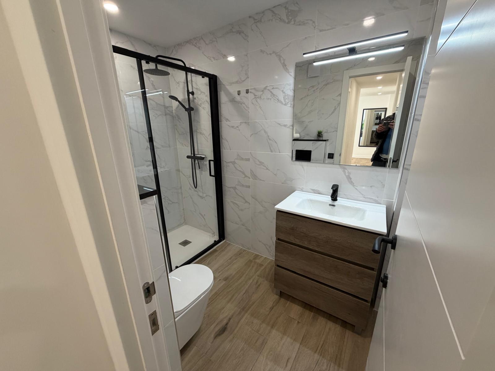 For sale - 3 Bedroom 2 Bathroom Apartamento in Torrevieja - Playa del Acequión  - Alicante