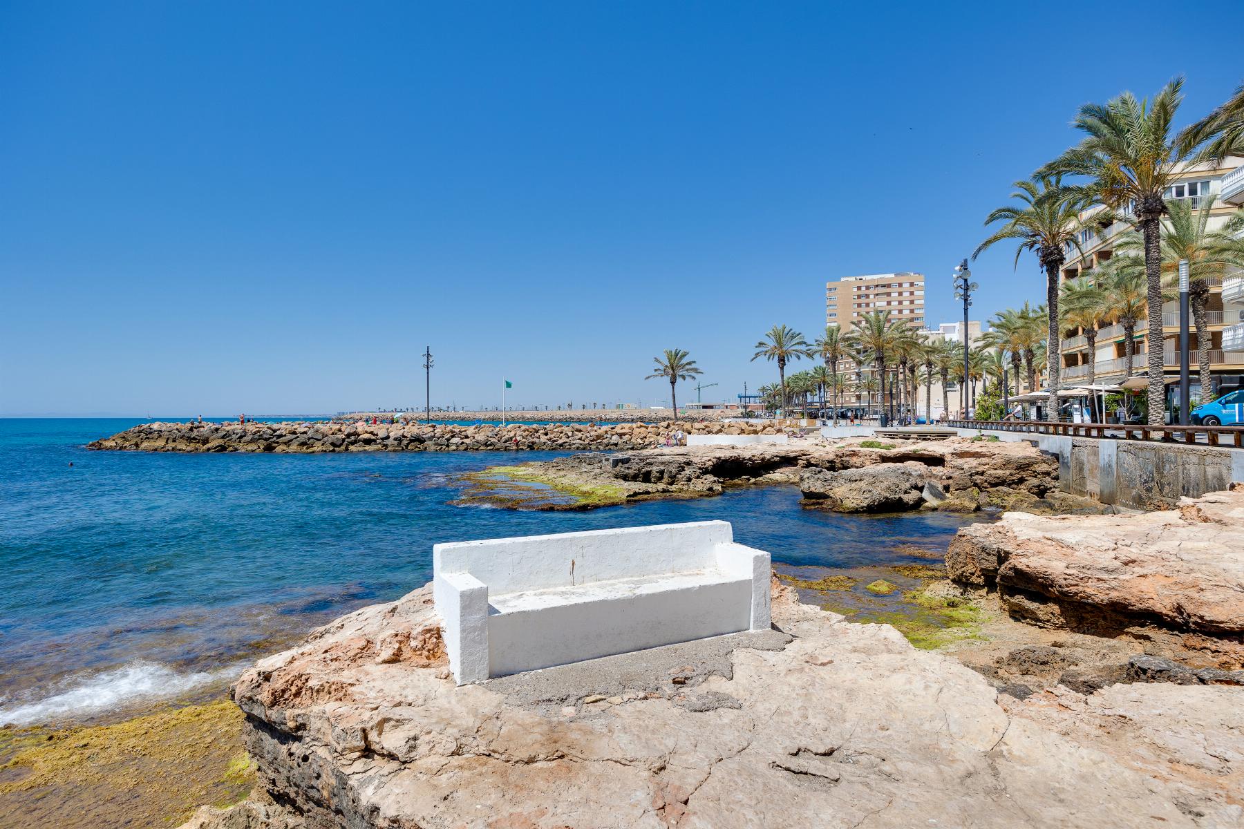 For sale - 2 Bedroom 2 Bathroom Apartamento in Torrevieja - Parque de Las Naciones  - Alicante