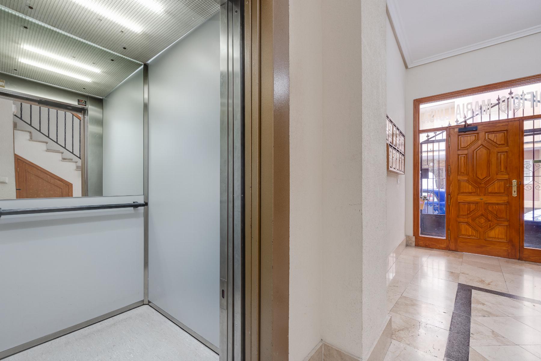 For sale - 2 Bedroom 2 Bathroom Apartamento in Torrevieja - Parque de Las Naciones  - Alicante