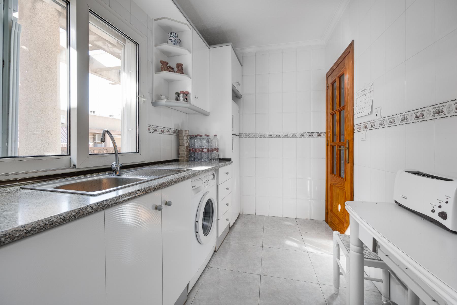 For sale - 2 Bedroom 2 Bathroom Apartamento in Torrevieja - Parque de Las Naciones  - Alicante