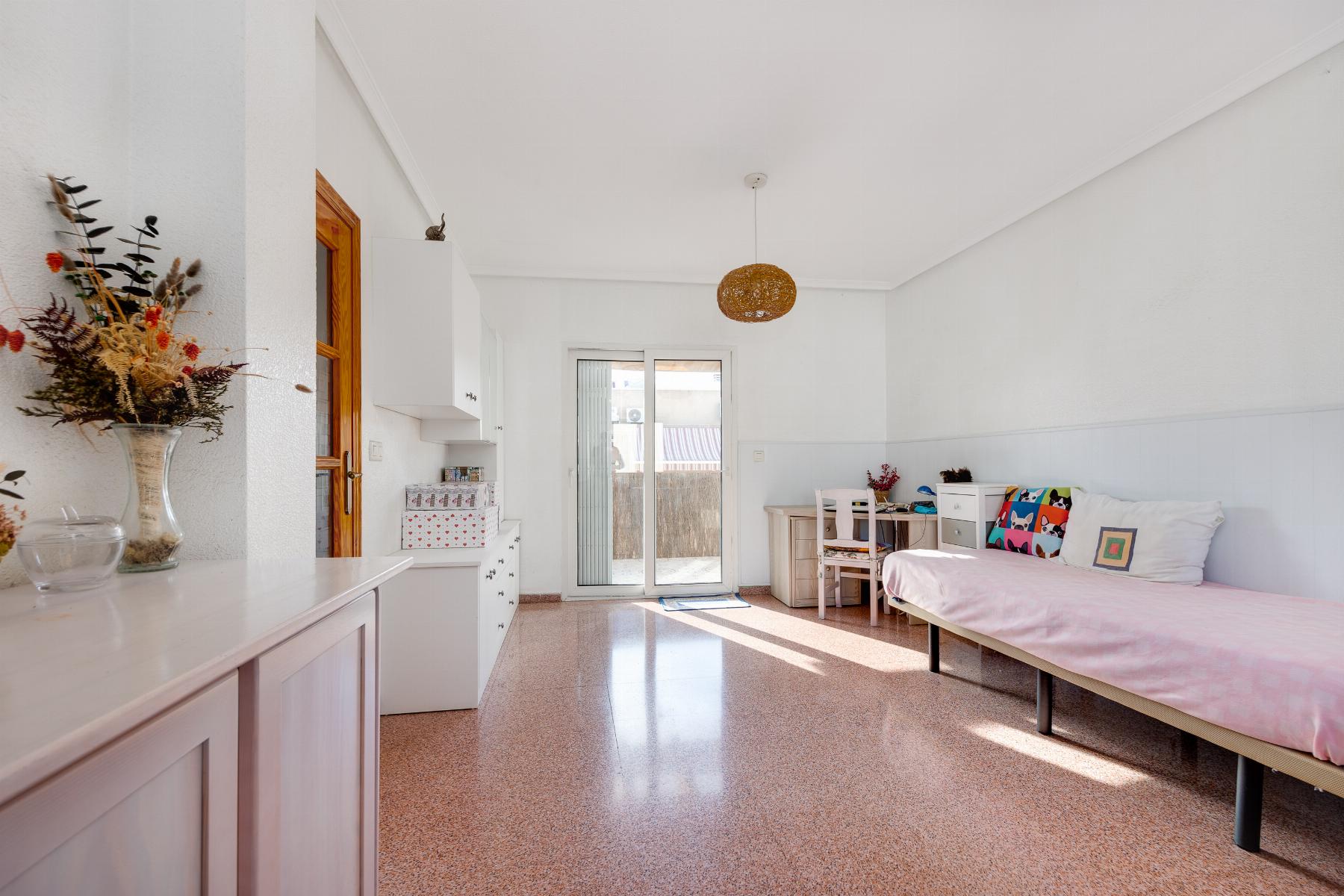 For sale - 2 Bedroom 2 Bathroom Apartamento in Torrevieja - Parque de Las Naciones  - Alicante