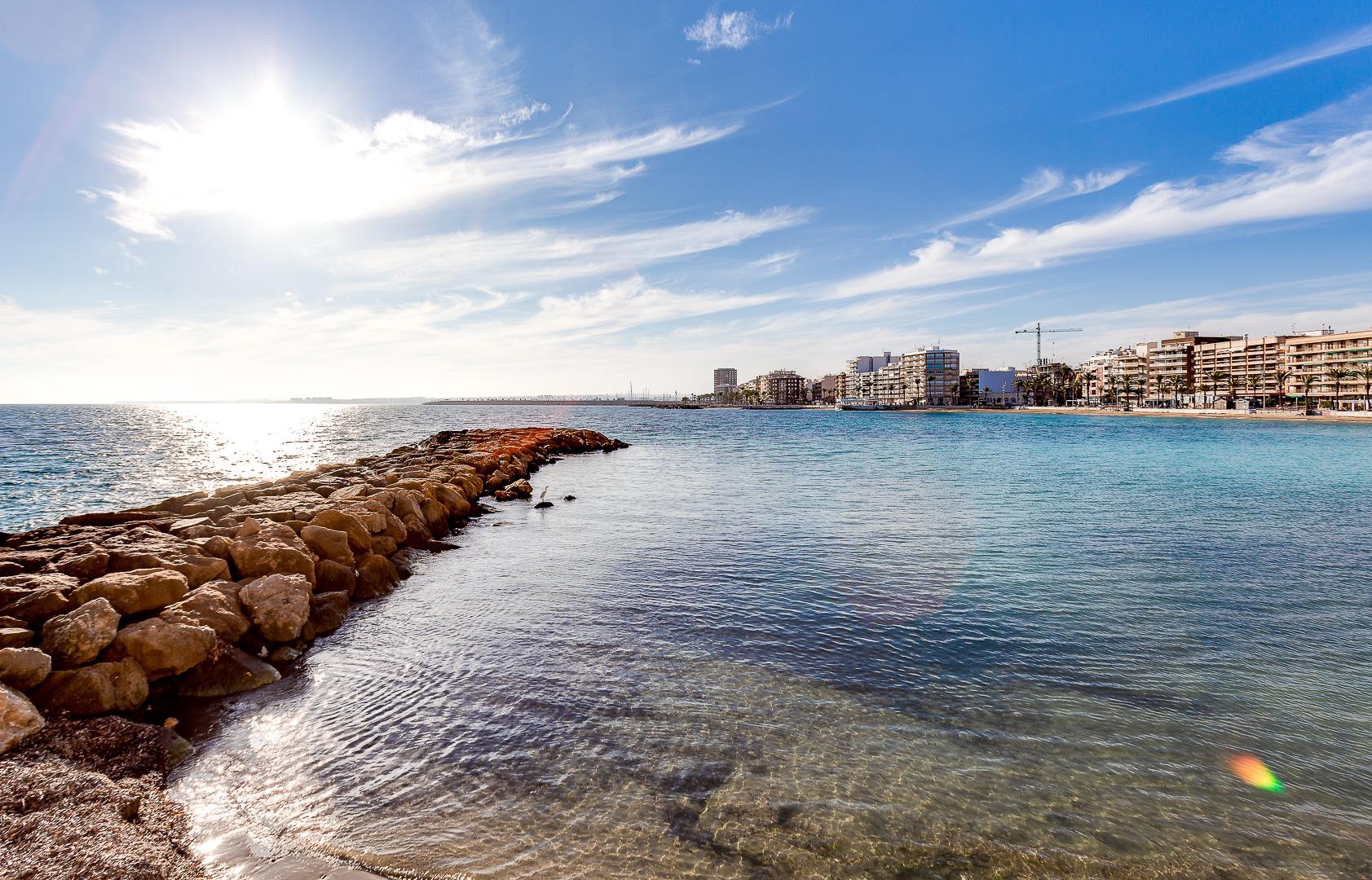 For sale - 2 Bedroom 2 Bathroom Apartamento in Torrevieja - Parque de Las Naciones  - Alicante