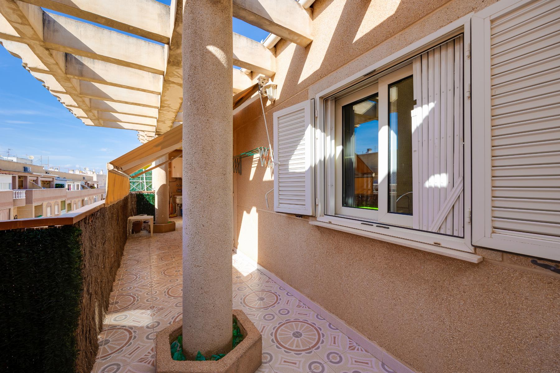 For sale - 2 Bedroom 2 Bathroom Apartamento in Torrevieja - Parque de Las Naciones  - Alicante