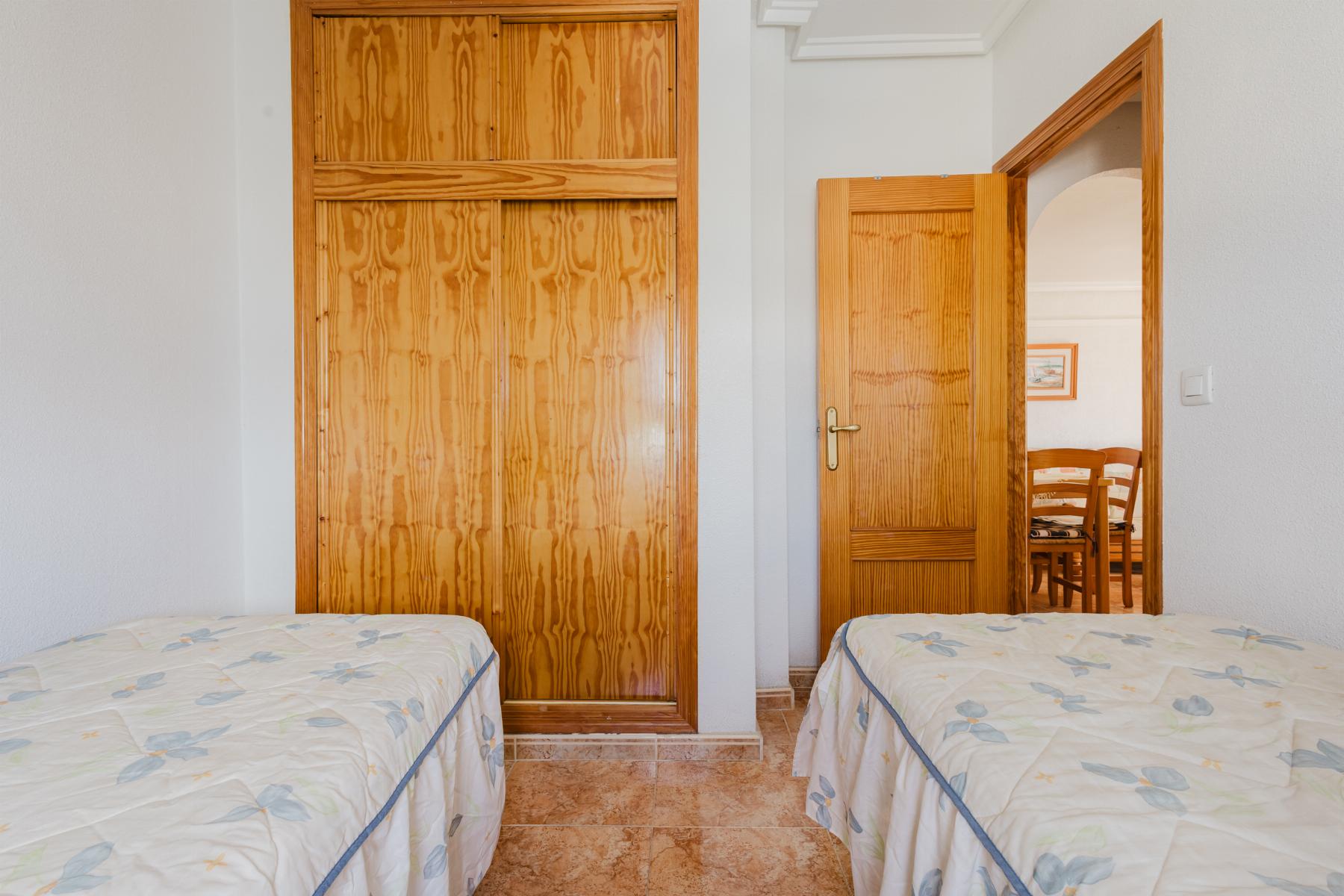 For sale - 3 Bedroom 2 Bathroom Apartamento in Torrevieja - Parque de Las Naciones  - Alicante