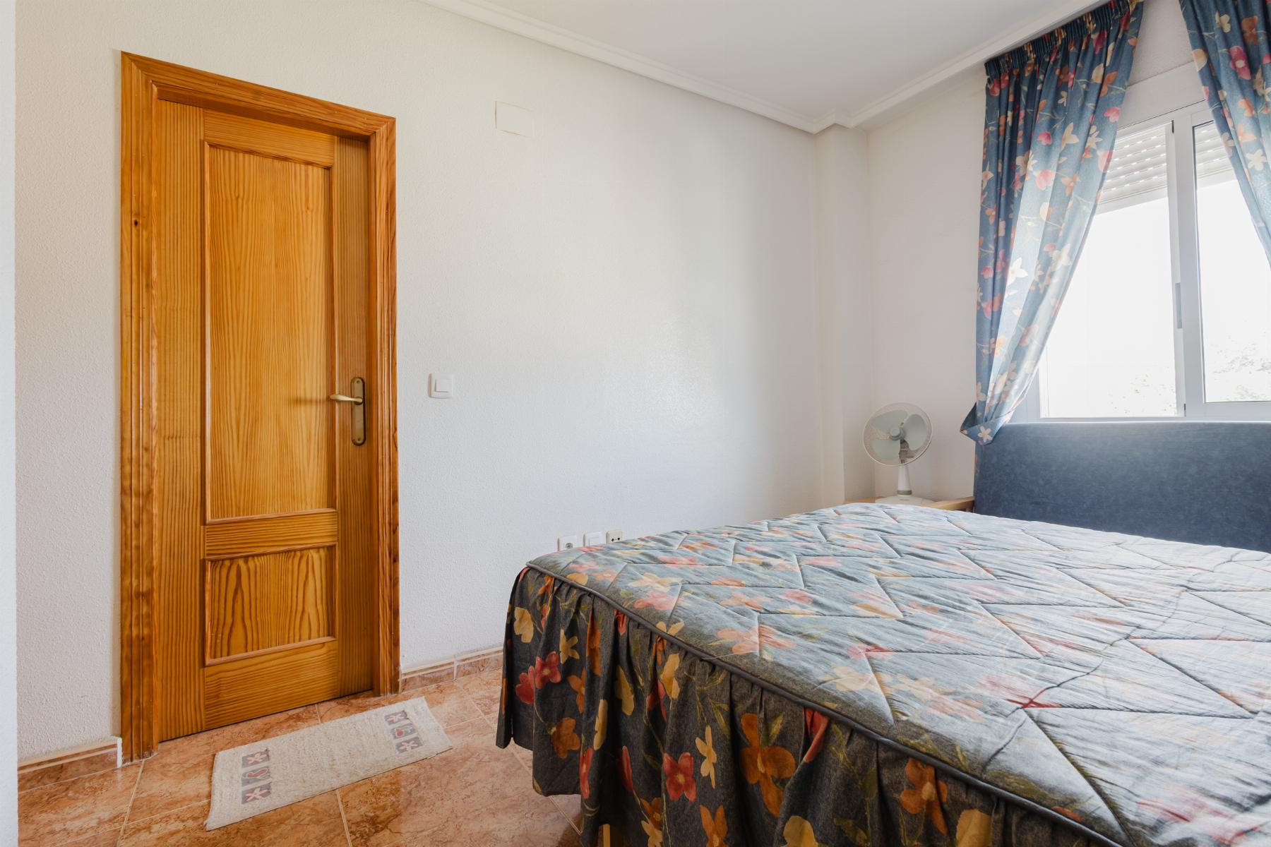 For sale - 3 Bedroom 2 Bathroom Apartamento in Torrevieja - Parque de Las Naciones  - Alicante