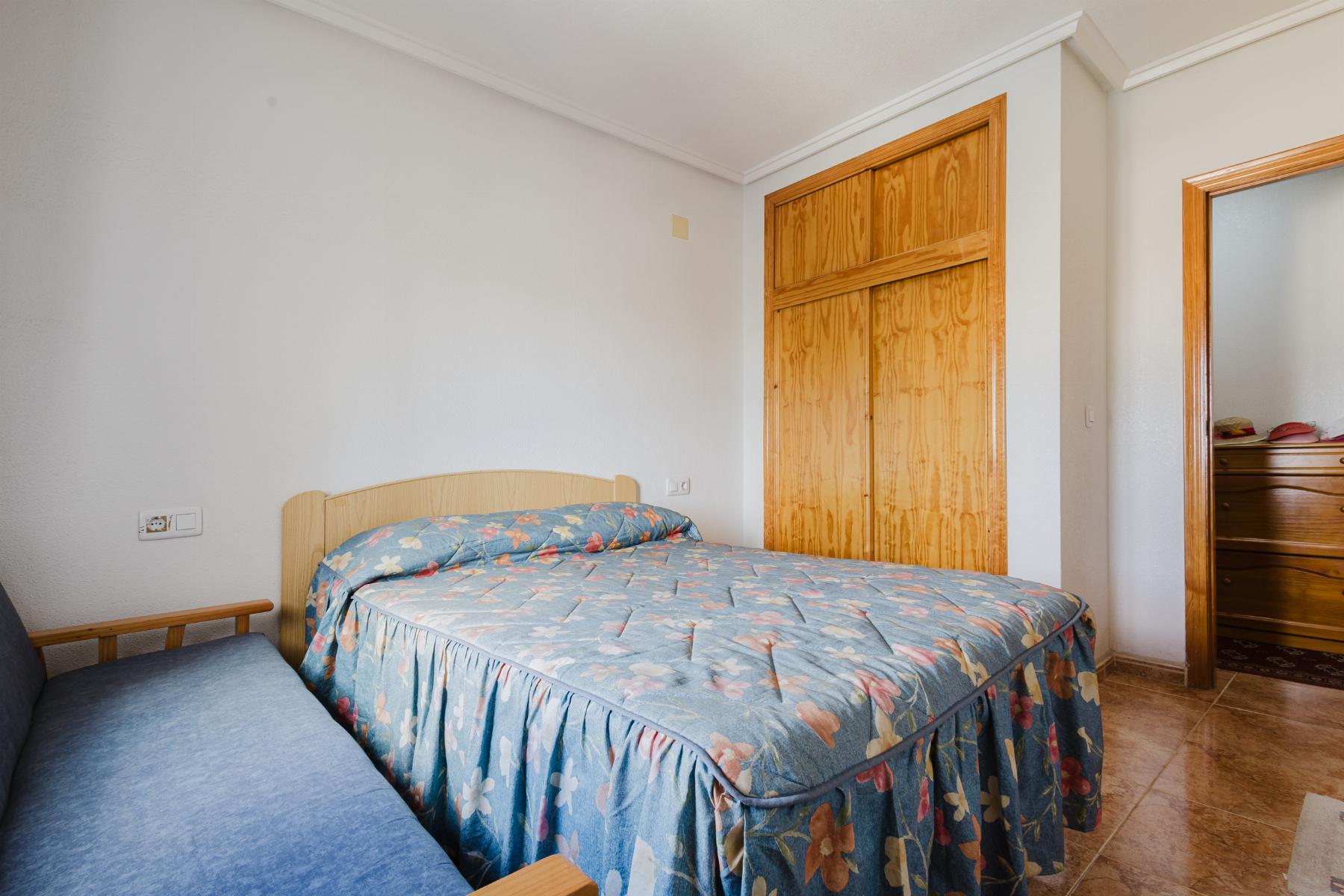 For sale - 3 Bedroom 2 Bathroom Apartamento in Torrevieja - Parque de Las Naciones  - Alicante