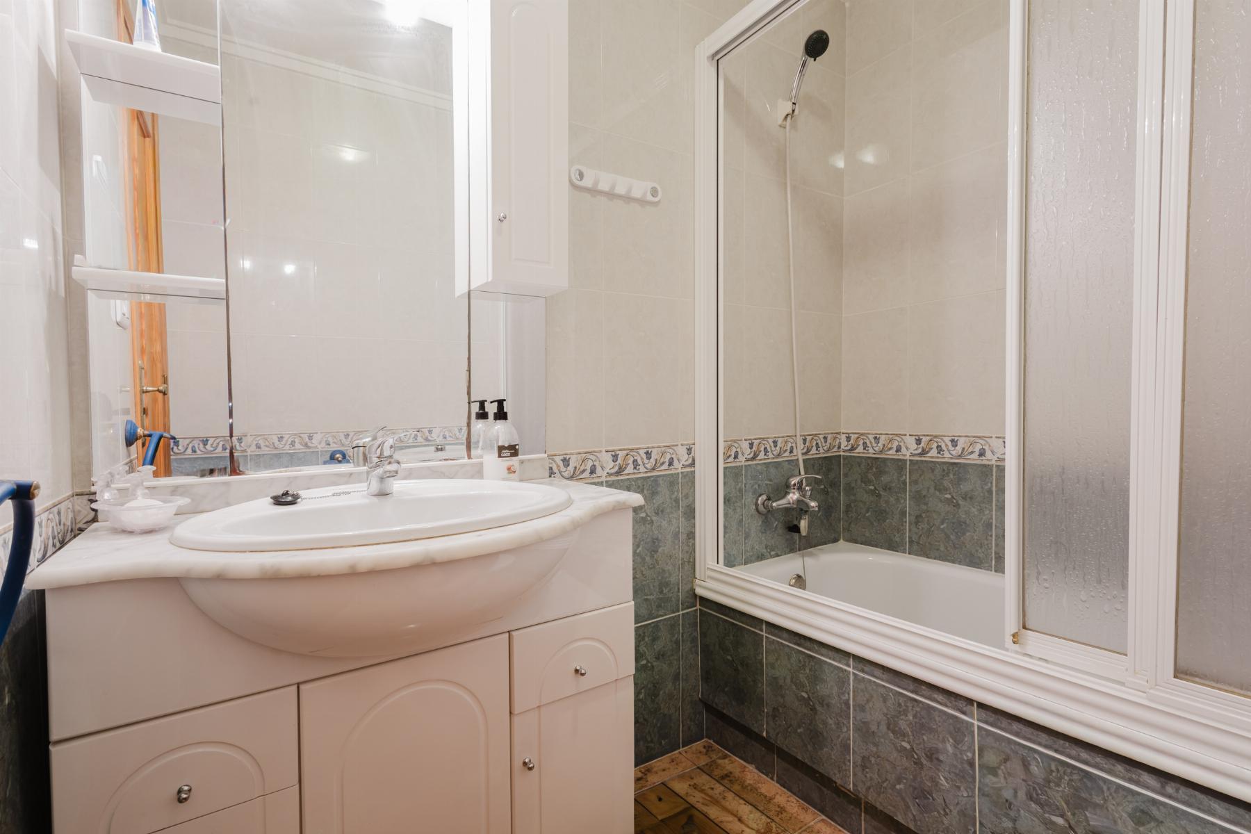 For sale - 3 Bedroom 2 Bathroom Apartamento in Torrevieja - Parque de Las Naciones  - Alicante