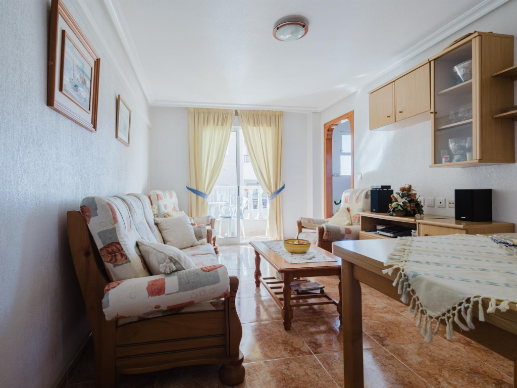 3 Bedroom 2 Bathroom Apartamento in Torrevieja