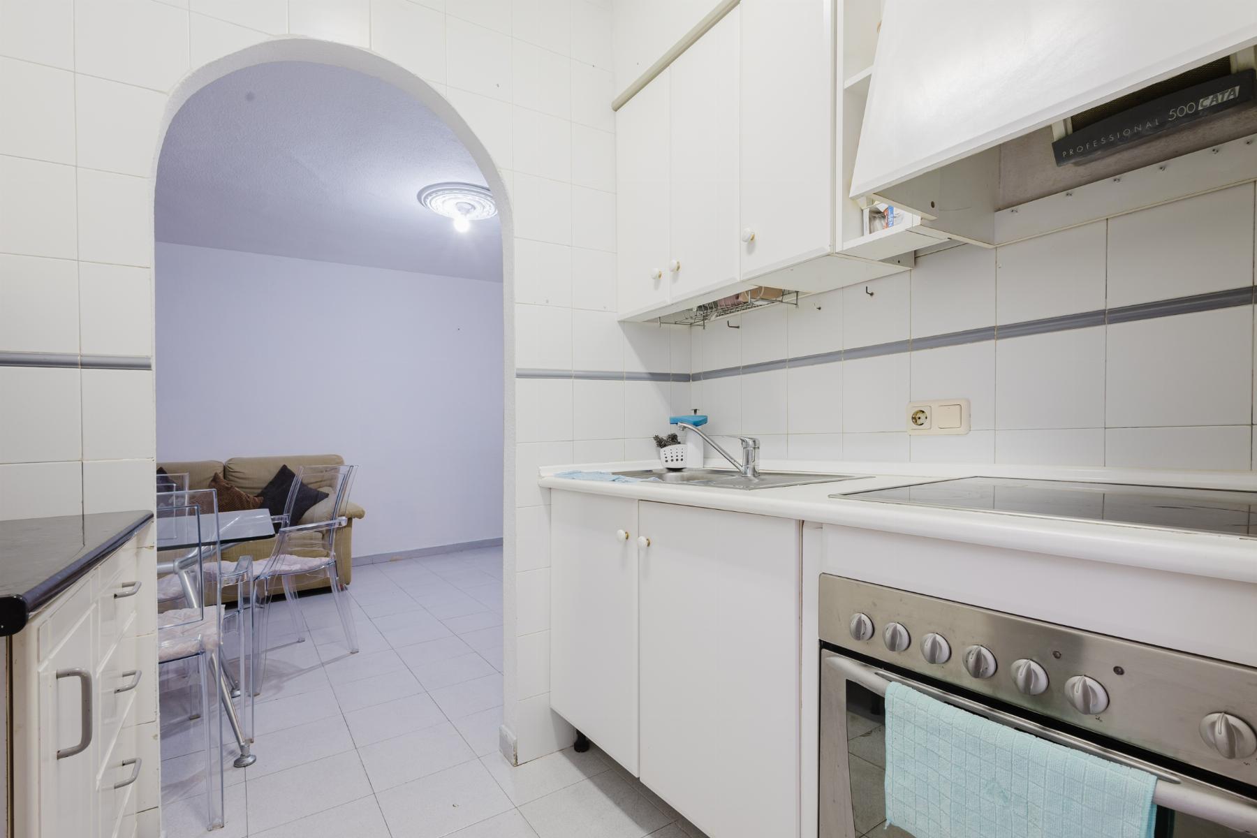 For sale - 2 Bedroom 1 Bathroom Apartamento in Torrevieja - Playa de La Acequion  - Alicante