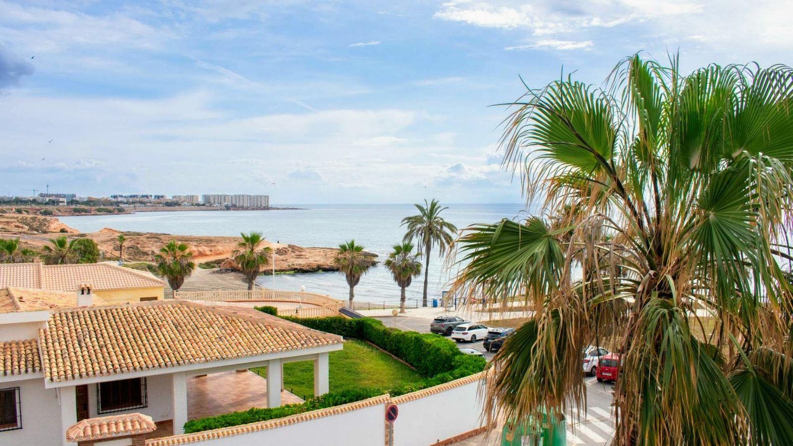 For sale - 3 Bedroom 2 Bathroom Apartamento in Torrevieja - Playa Flamenca  - Alicante
