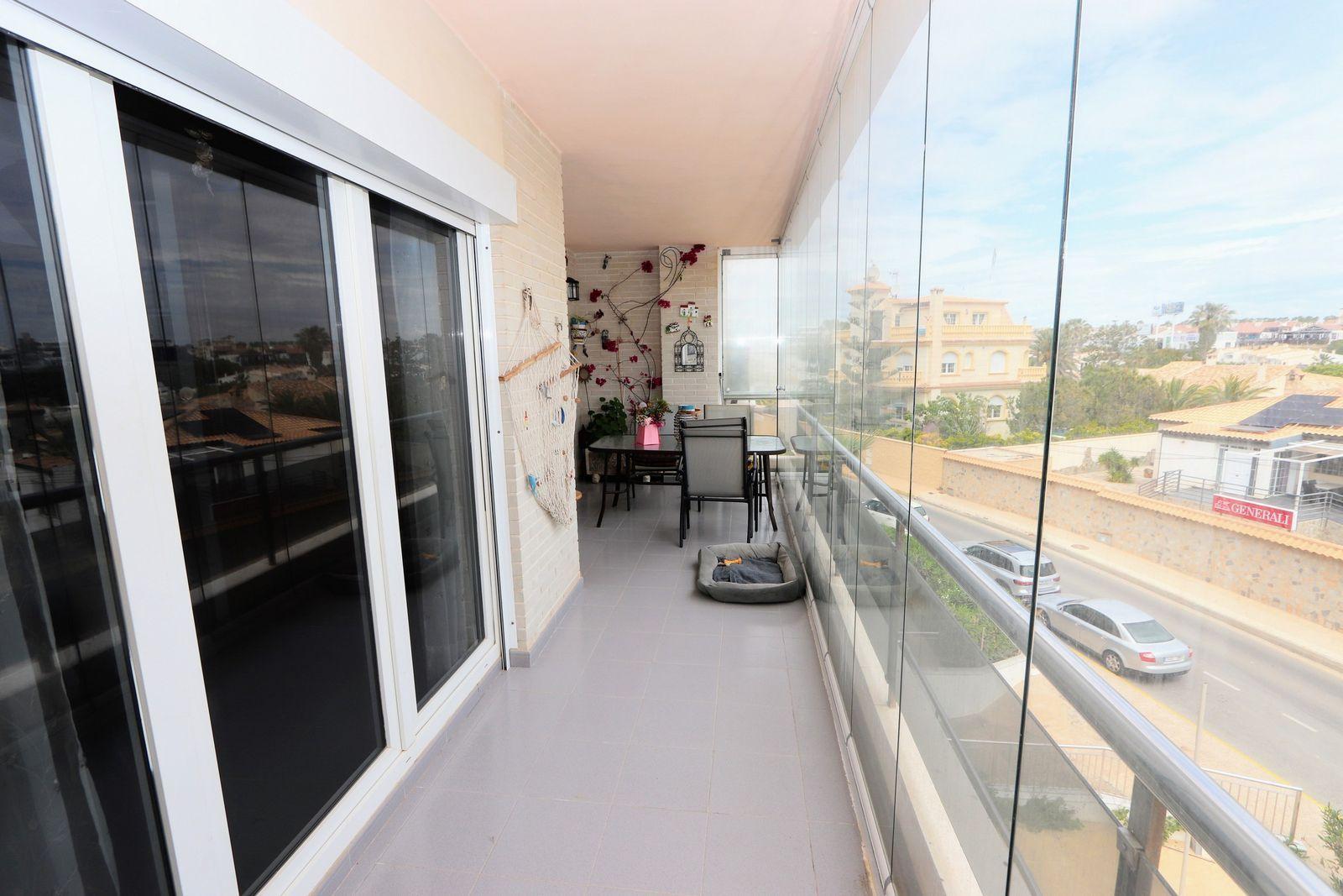 For sale - 3 Bedroom 2 Bathroom Apartamento in Torrevieja - Playa Flamenca  - Alicante