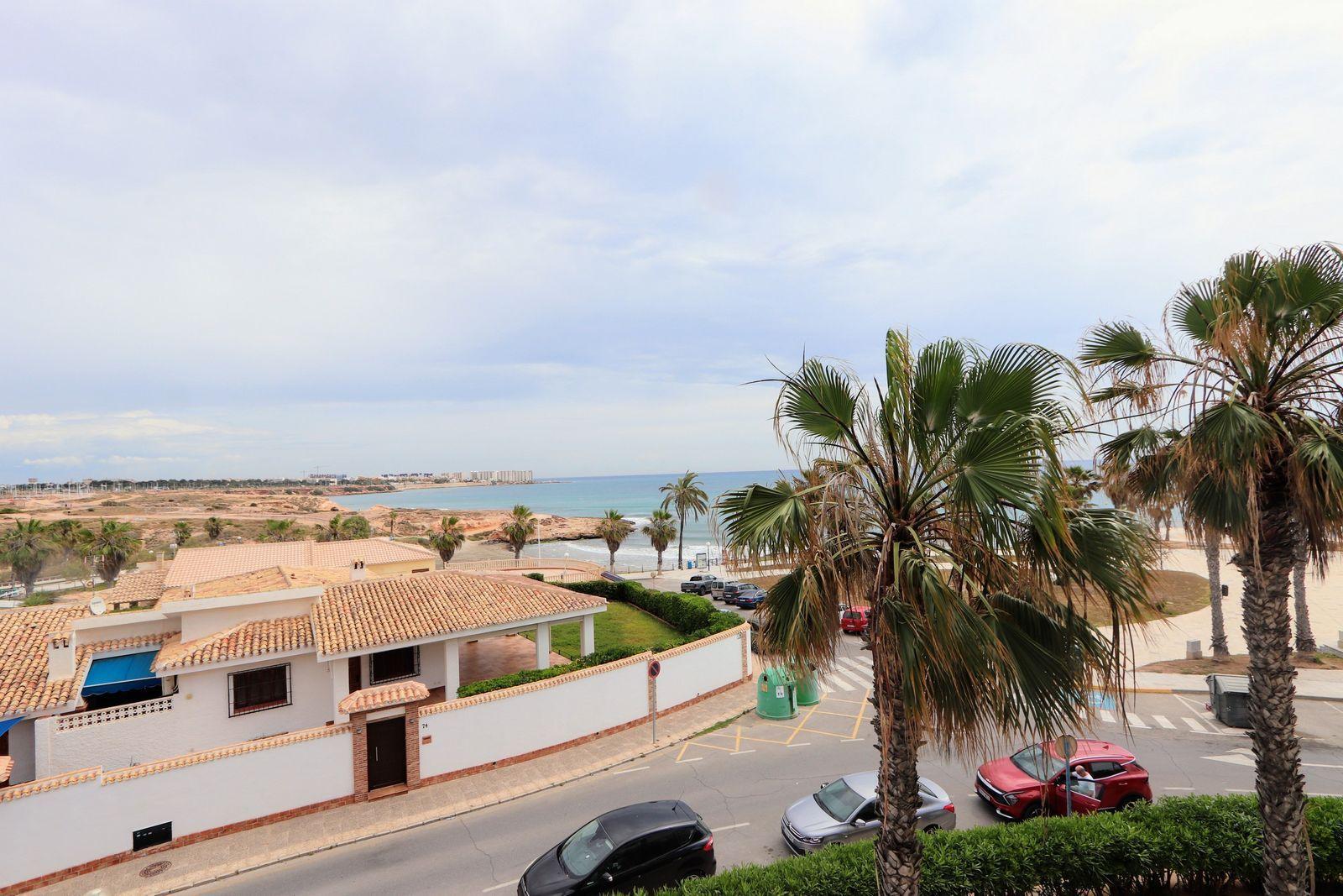 For sale - 3 Bedroom 2 Bathroom Apartamento in Torrevieja - Playa Flamenca  - Alicante