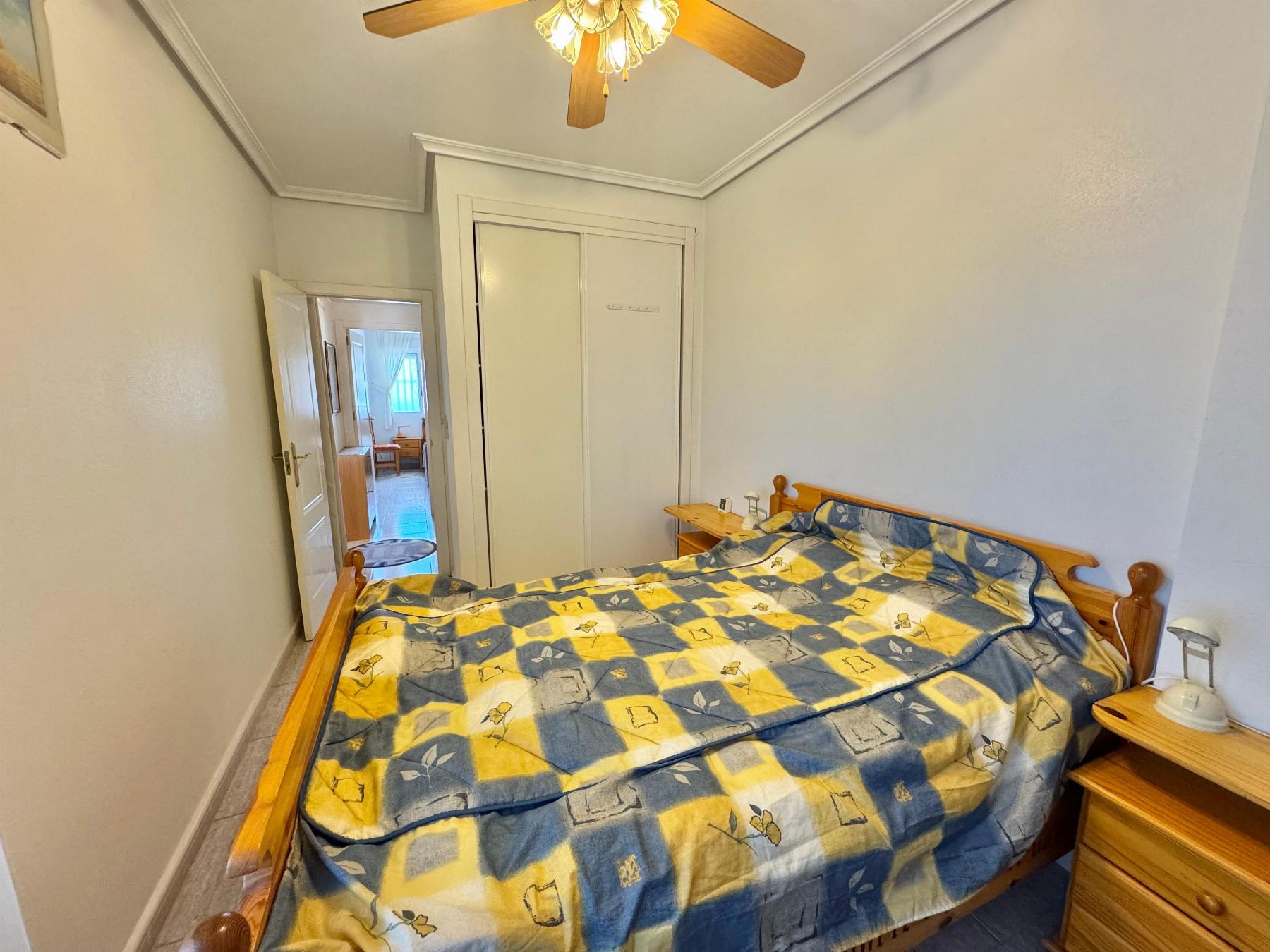 For sale - 2 Bedroom 1 Bathroom Apartamento in Almoradí - almoradi  - Alicante