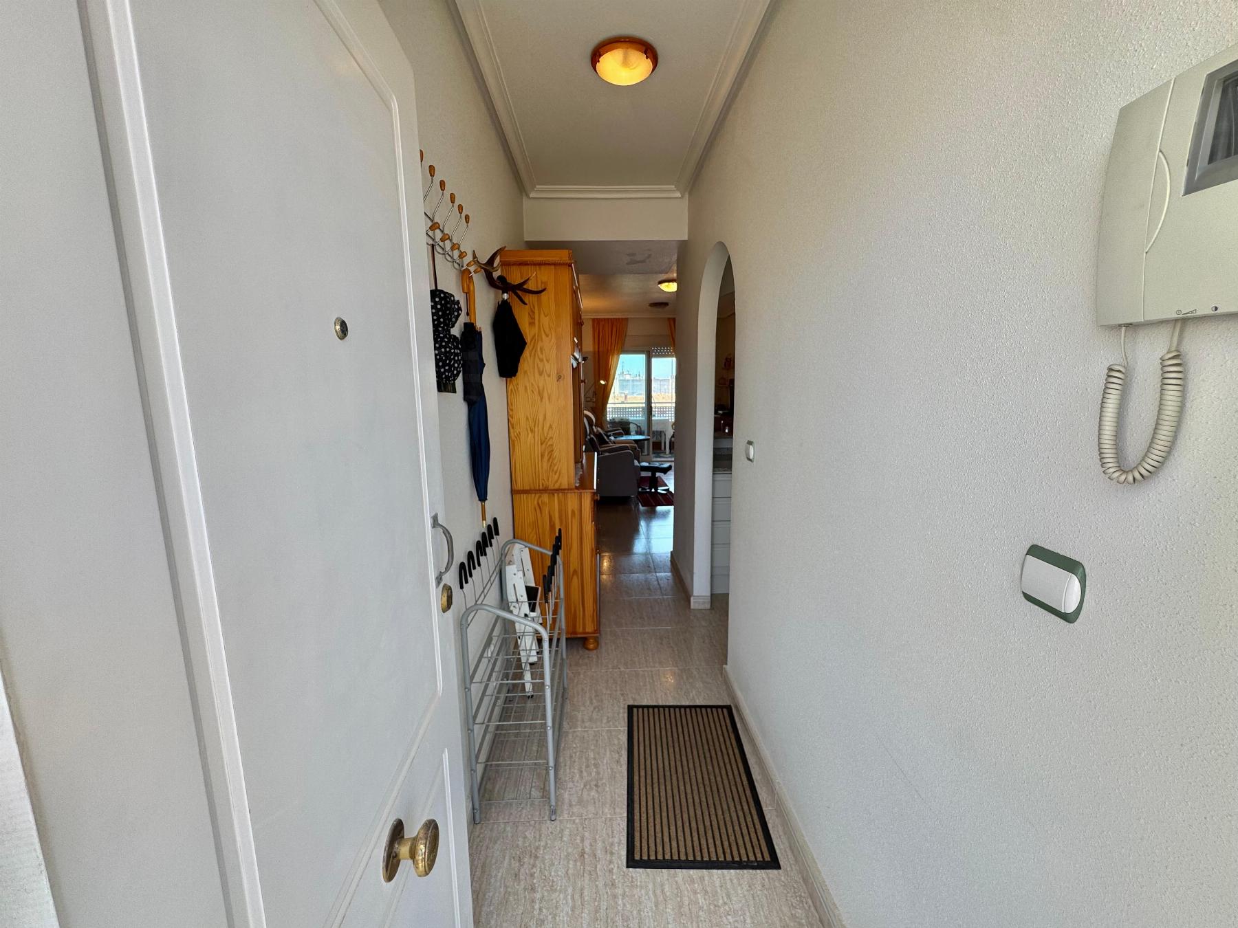 For sale - 2 Bedroom 1 Bathroom Apartamento in Almoradí - almoradi  - Alicante