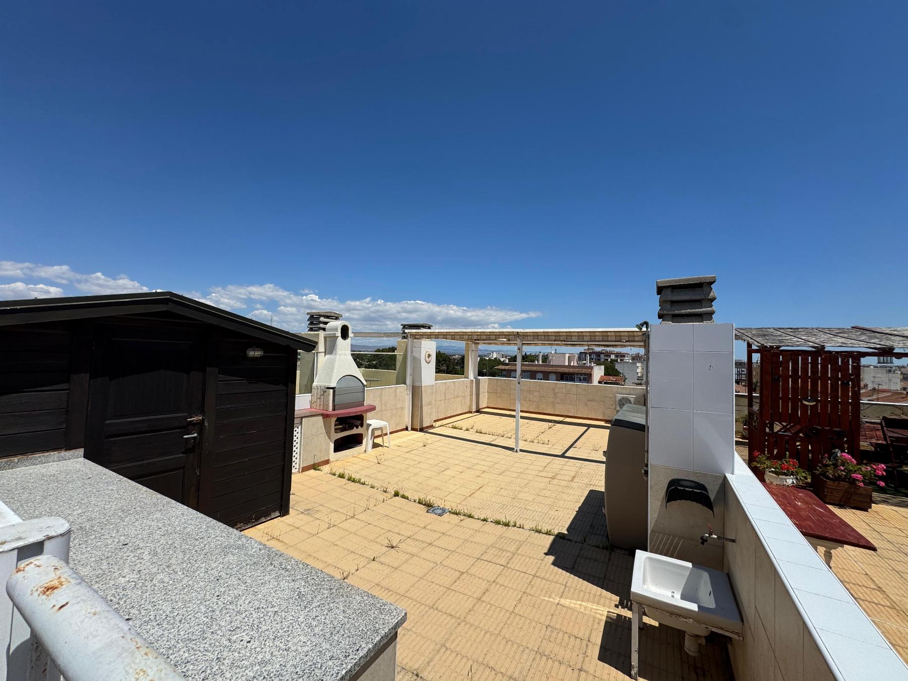 For sale - 2 Bedroom 1 Bathroom Apartamento in Almoradí - almoradi  - Alicante