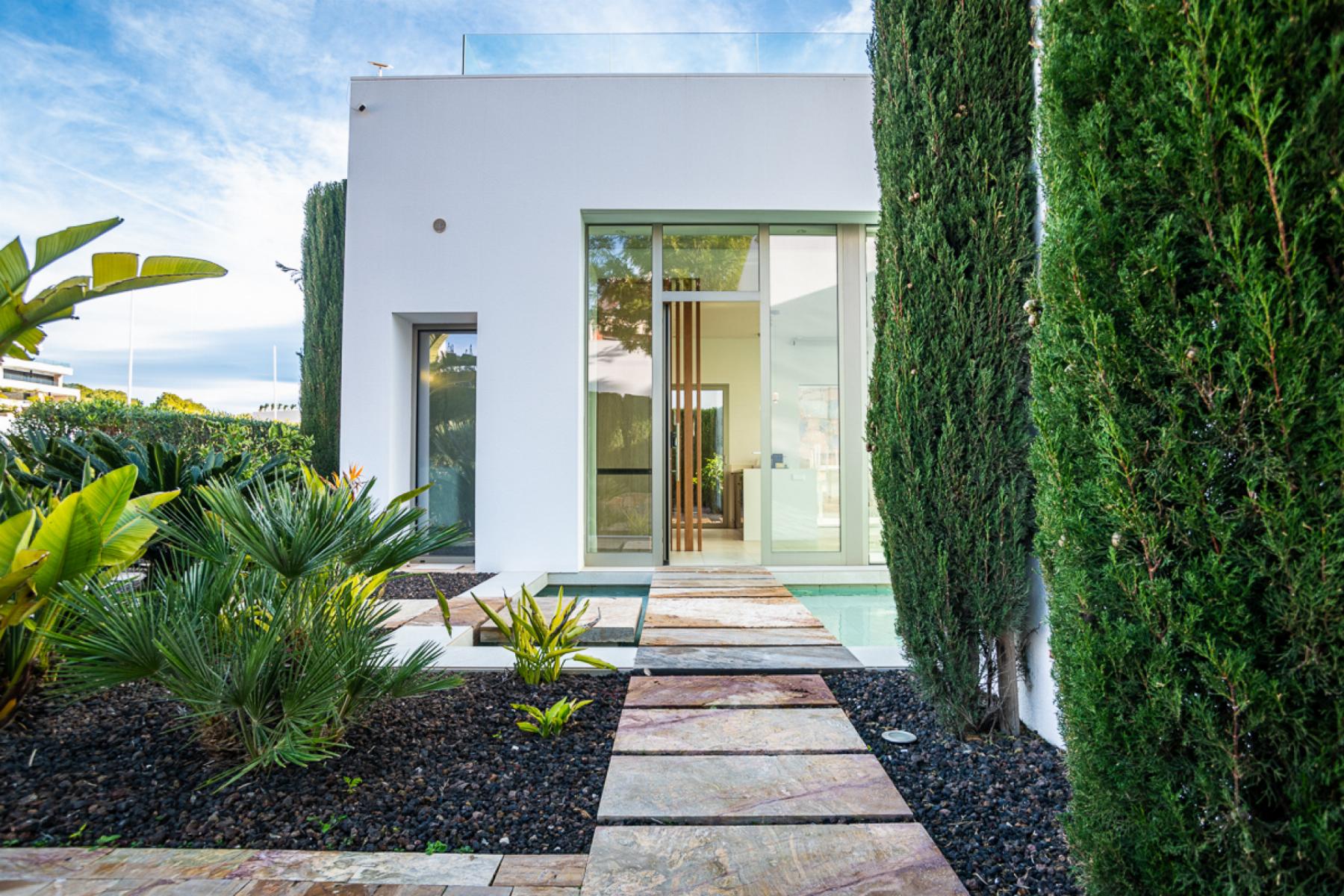 For sale - 4 Bedroom 2 Bathroom Villa in Orihuela Costa - Orihuela Costa  - Alicante