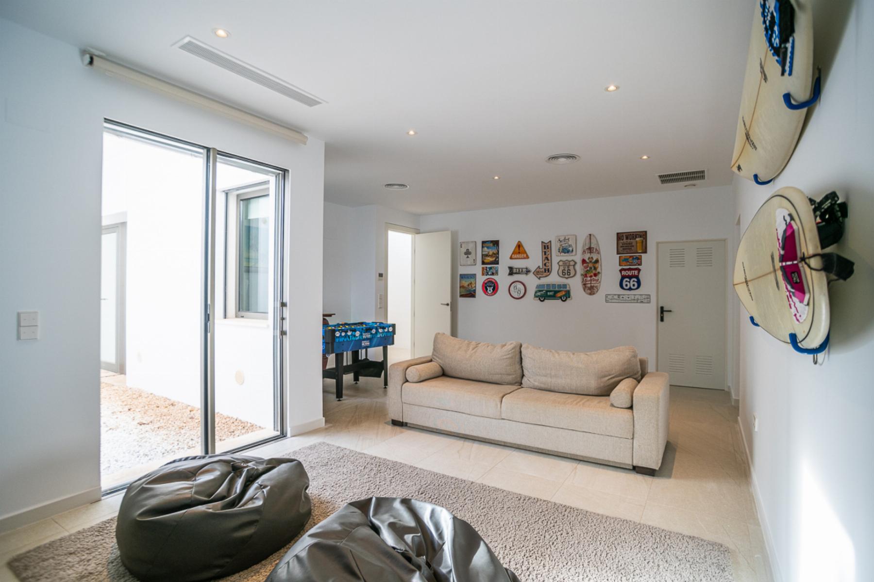 For sale - 4 Bedroom 2 Bathroom Villa in Orihuela Costa - Orihuela Costa  - Alicante