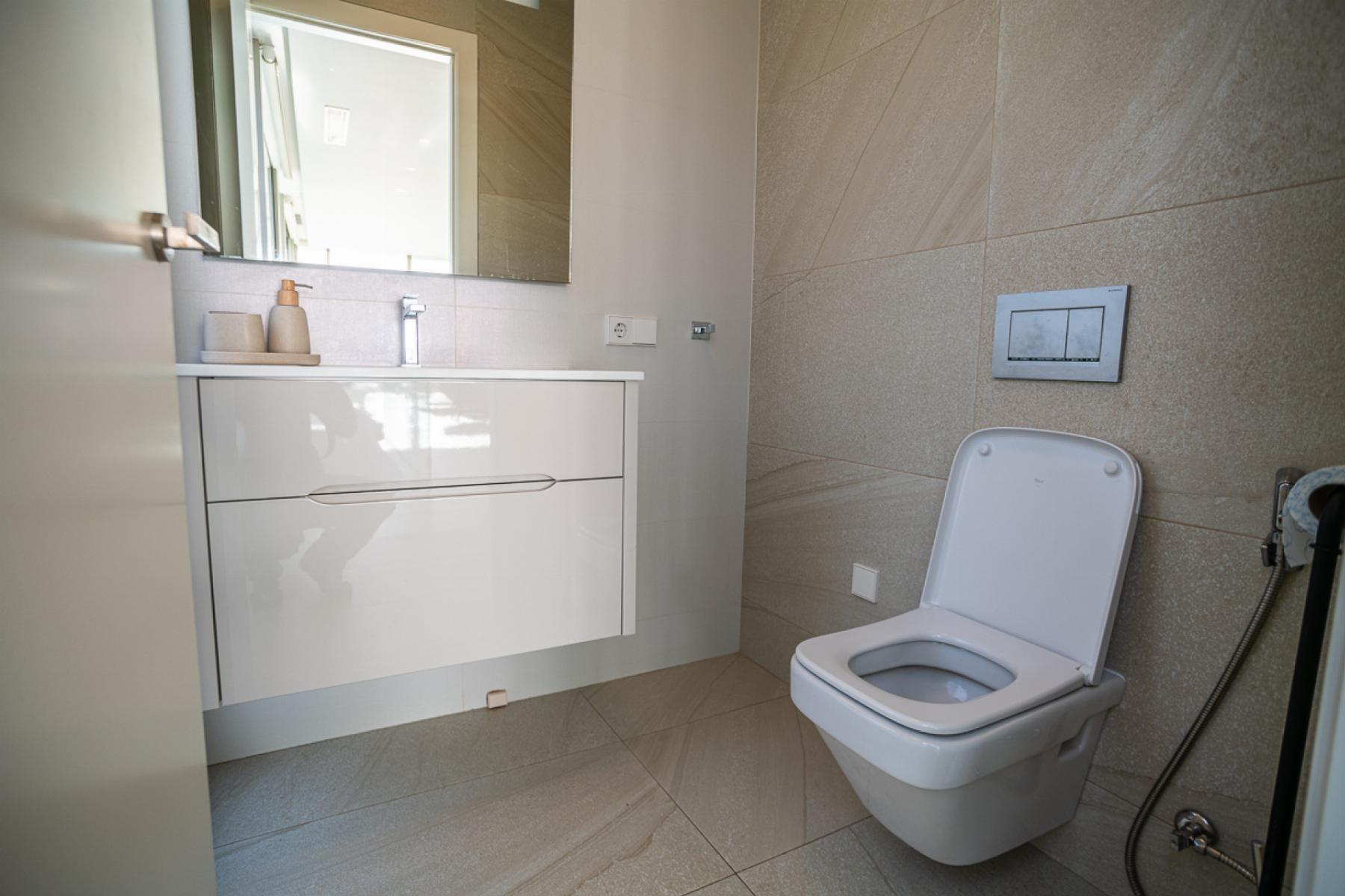 For sale - 4 Bedroom 2 Bathroom Villa in Orihuela Costa - Orihuela Costa  - Alicante