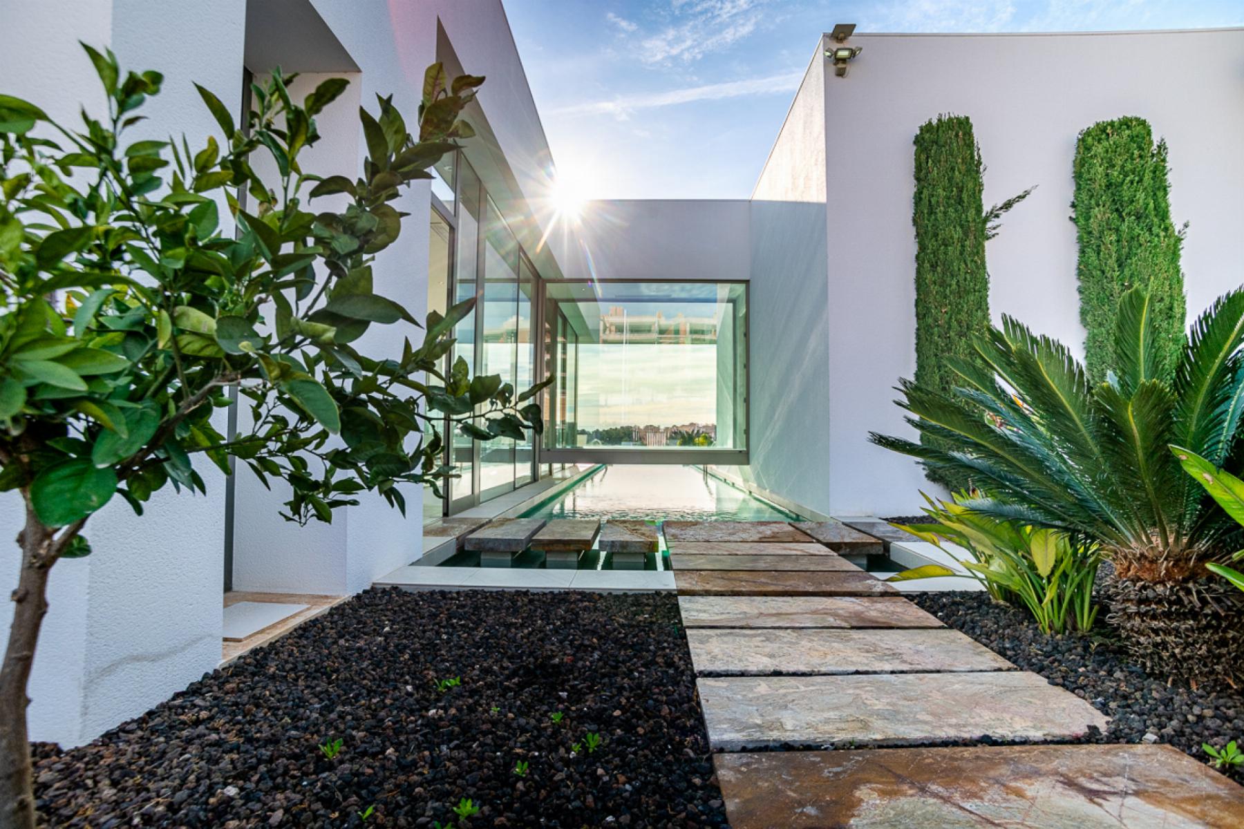 For sale - 4 Bedroom 2 Bathroom Villa in Orihuela Costa - Orihuela Costa  - Alicante