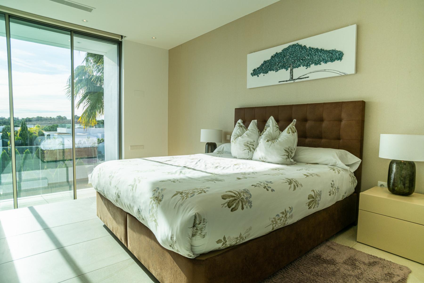 For sale - 4 Bedroom 2 Bathroom Villa in Orihuela Costa - Orihuela Costa  - Alicante