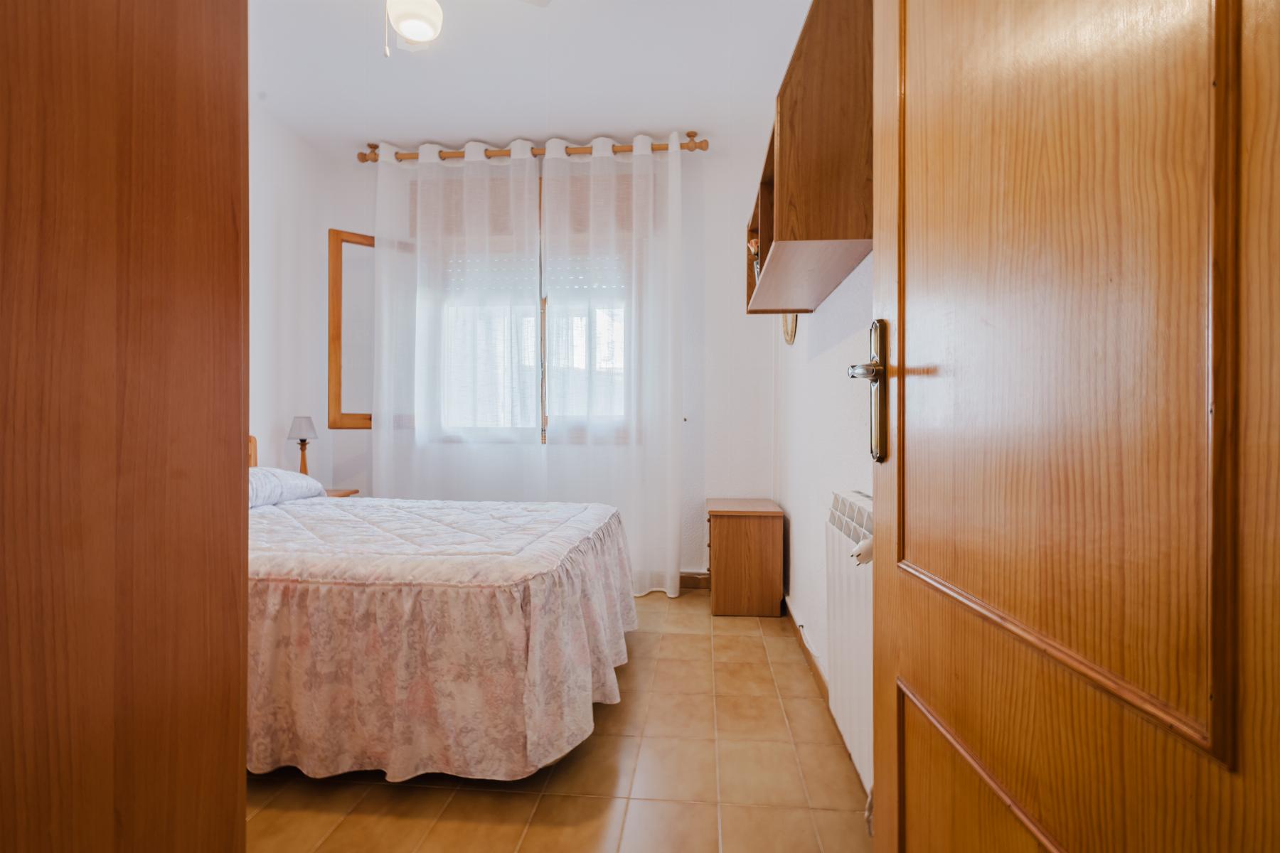 For sale - 3 Bedroom 1 Bathroom Bungalow in Torrevieja - playa de los naufragos  - Alicante