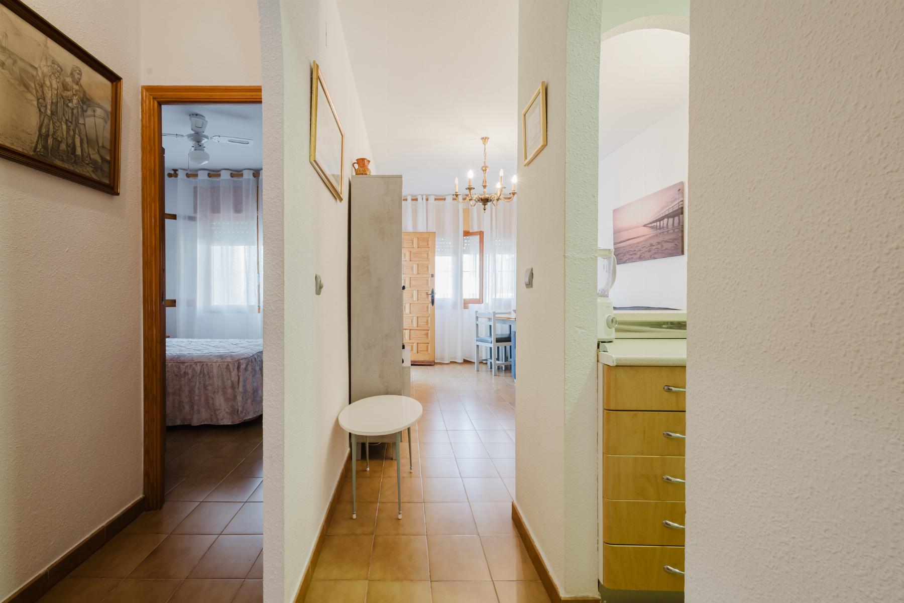 For sale - 3 Bedroom 1 Bathroom Bungalow in Torrevieja - playa de los naufragos  - Alicante
