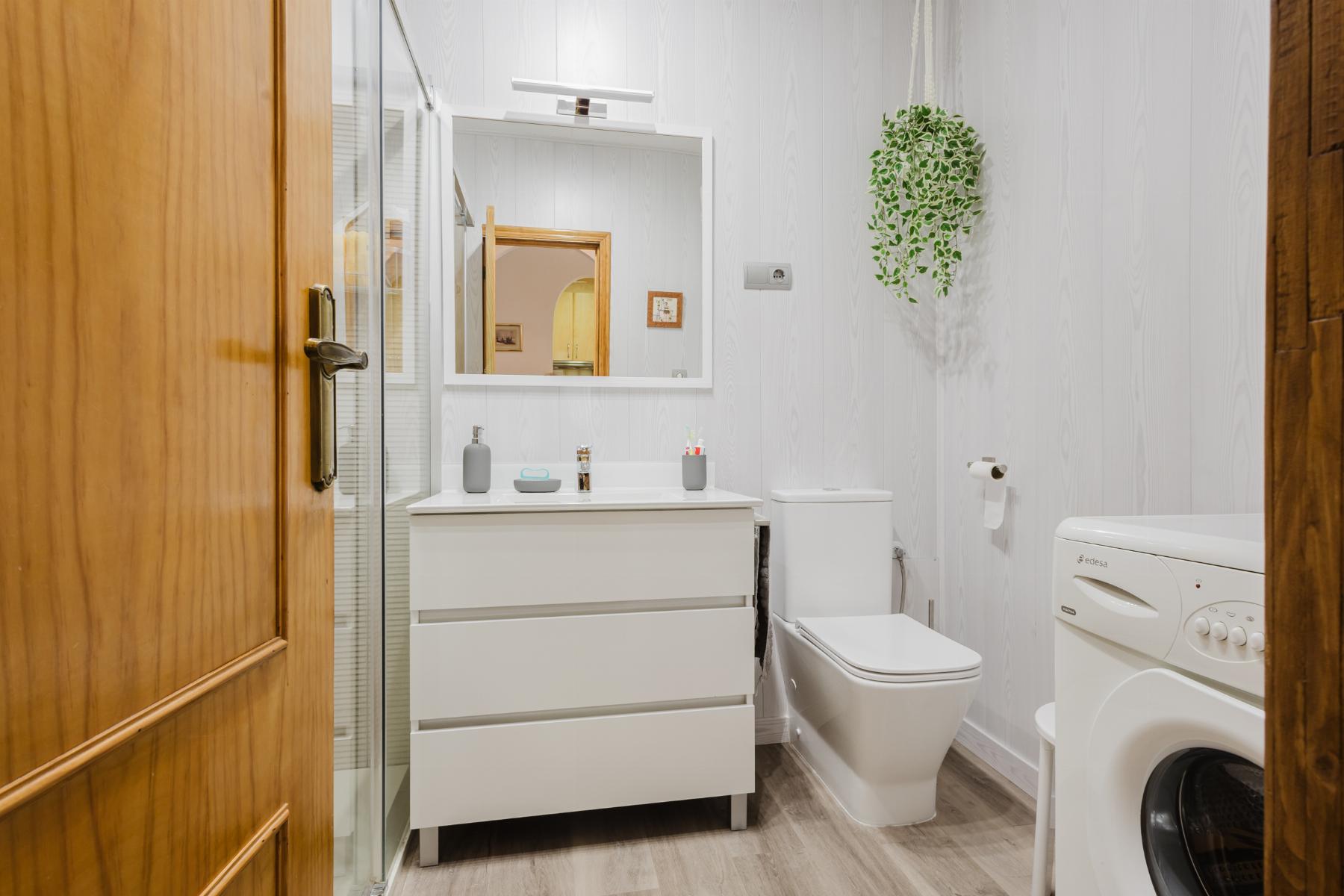 For sale - 3 Bedroom 1 Bathroom Bungalow in Torrevieja - playa de los naufragos  - Alicante