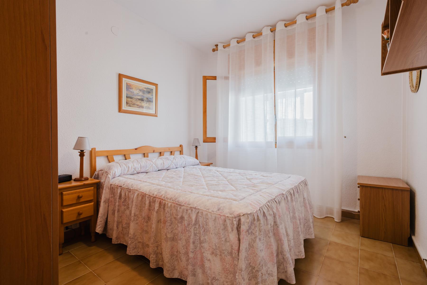 For sale - 3 Bedroom 1 Bathroom Bungalow in Torrevieja - playa de los naufragos  - Alicante