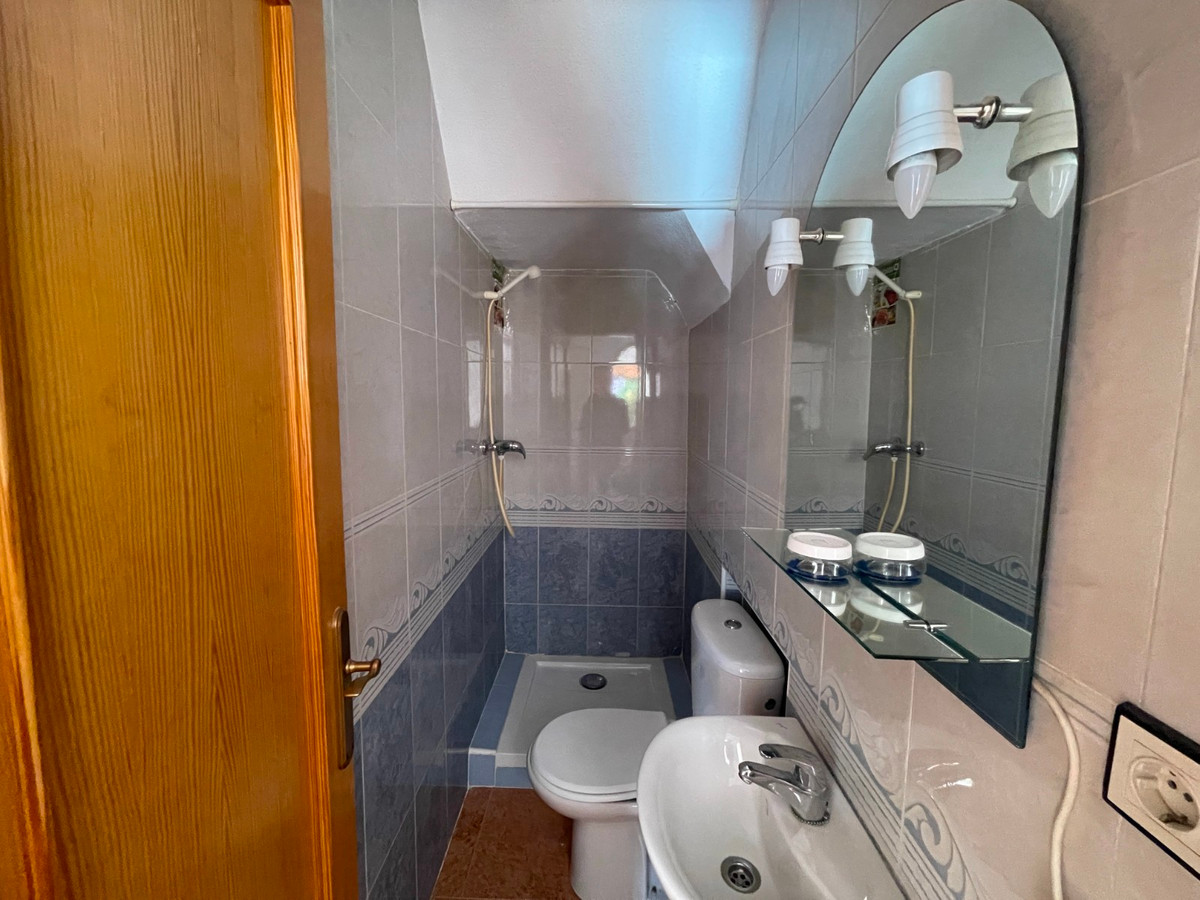 For sale - 3 Bedroom 2 Bathroom House - Townhouse in Los Montesinos - Los Montesinos Centro  - Alicante