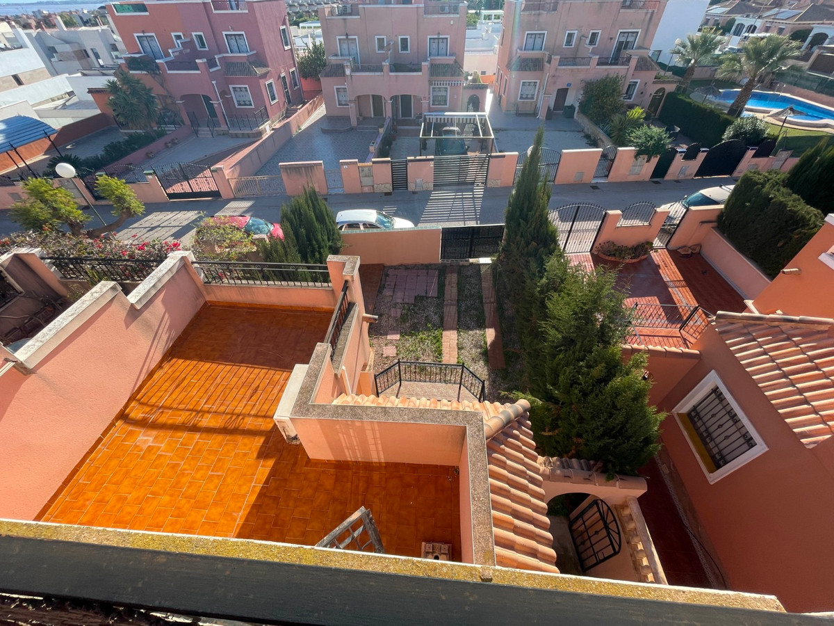 For sale - 3 Bedroom 2 Bathroom House - Townhouse in Los Montesinos - Los Montesinos Centro  - Alicante