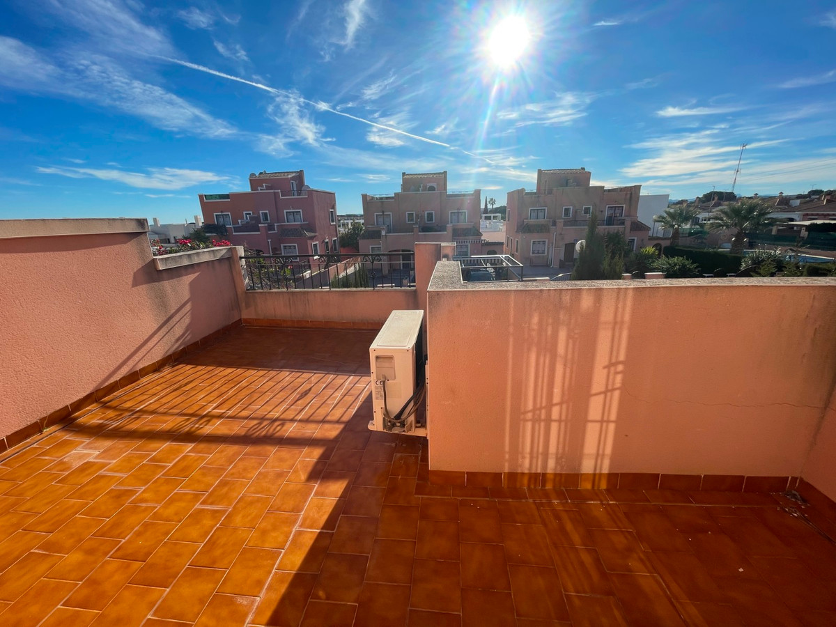 For sale - 3 Bedroom 2 Bathroom House - Townhouse in Los Montesinos - Los Montesinos Centro  - Alicante