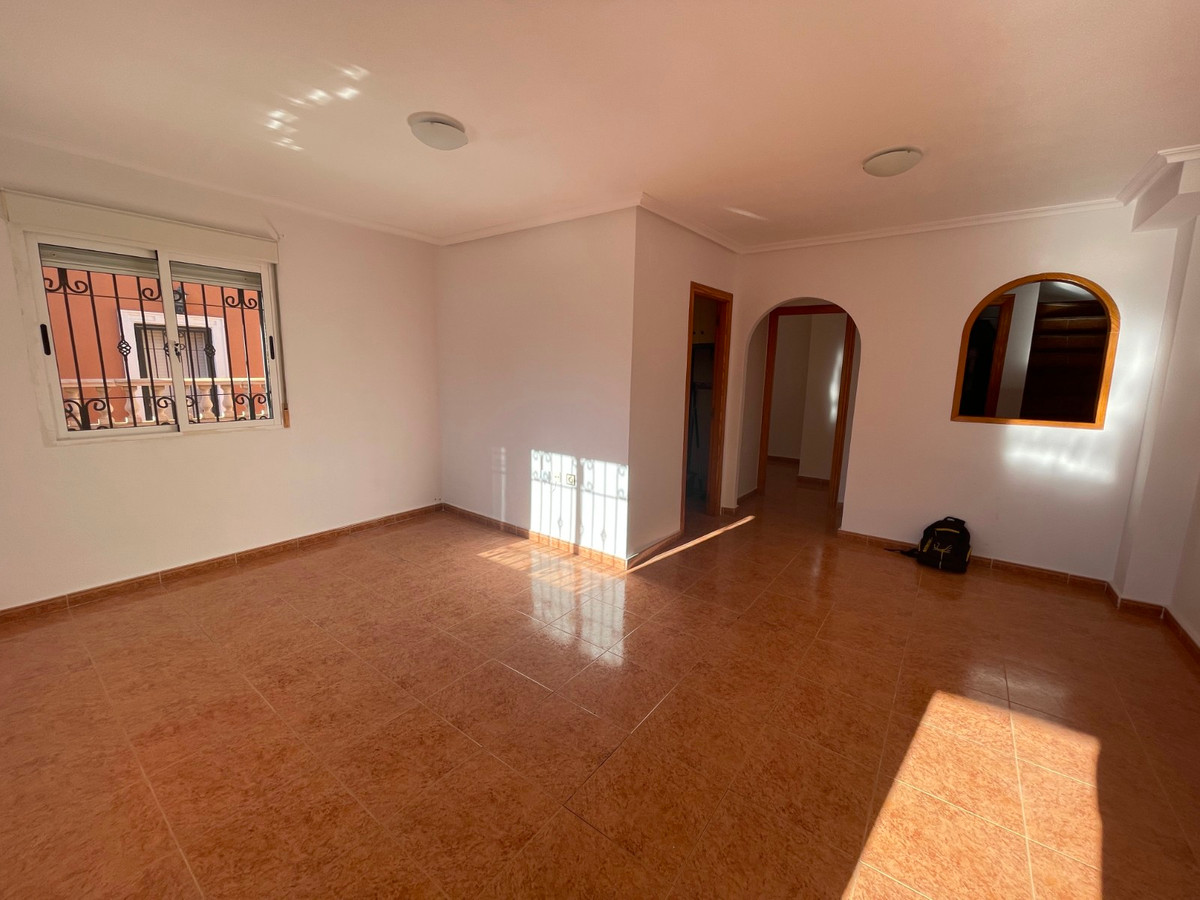 For sale - 3 Bedroom 2 Bathroom House - Townhouse in Los Montesinos - Los Montesinos Centro  - Alicante
