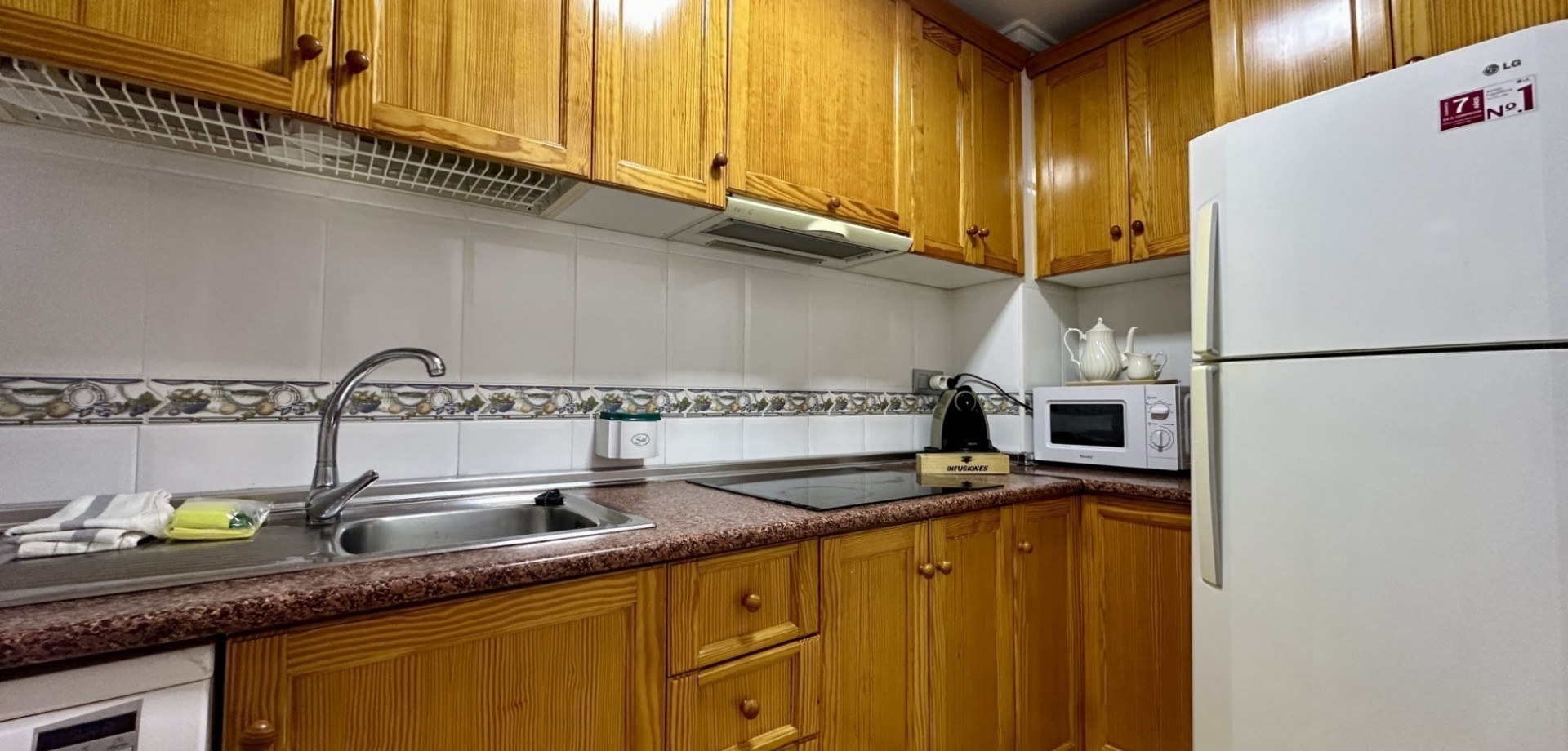 For sale - 2 Bedroom 1 Bathroom Apartment in Torrevieja - Torrevieja  - Costa Blanca (Alicante)