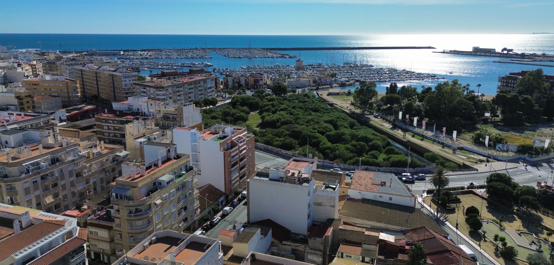For sale - 3 Bedroom 2 Bathroom Apartment in Torrevieja - Torrevieja  - Costa Blanca (Alicante)