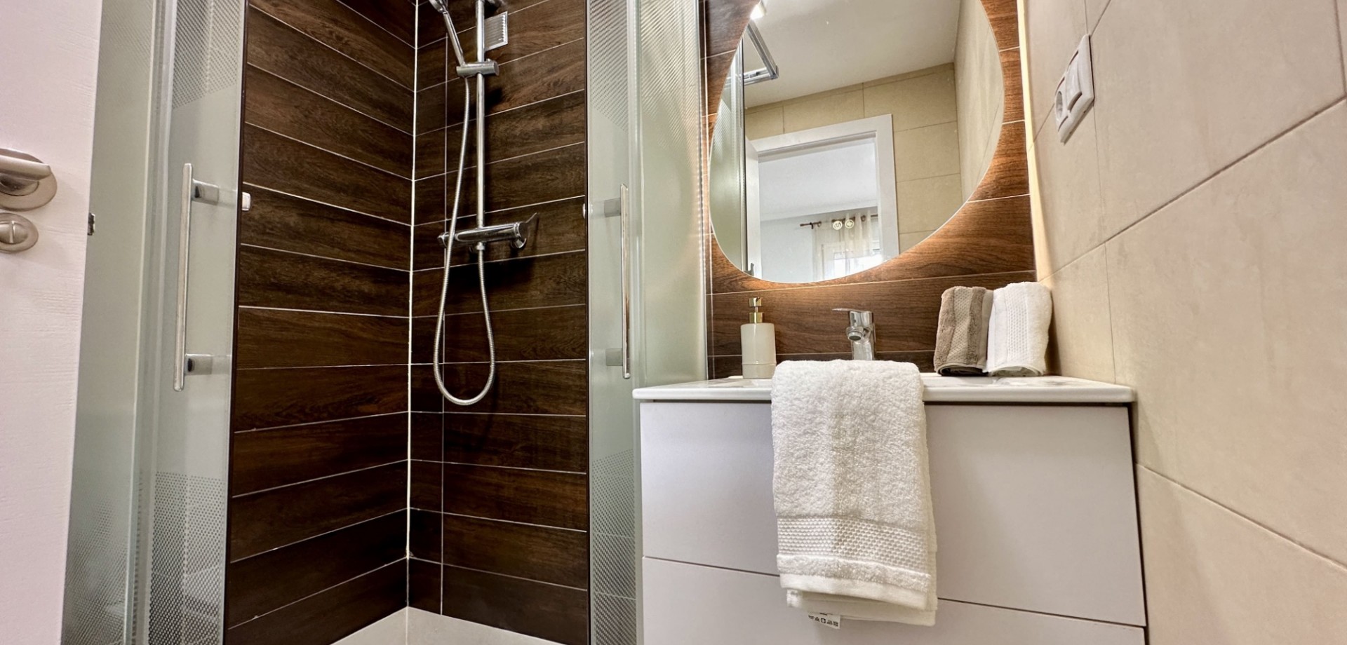 For sale - 3 Bedroom 2 Bathroom Apartment in Torrevieja - Torrevieja  - Costa Blanca (Alicante)