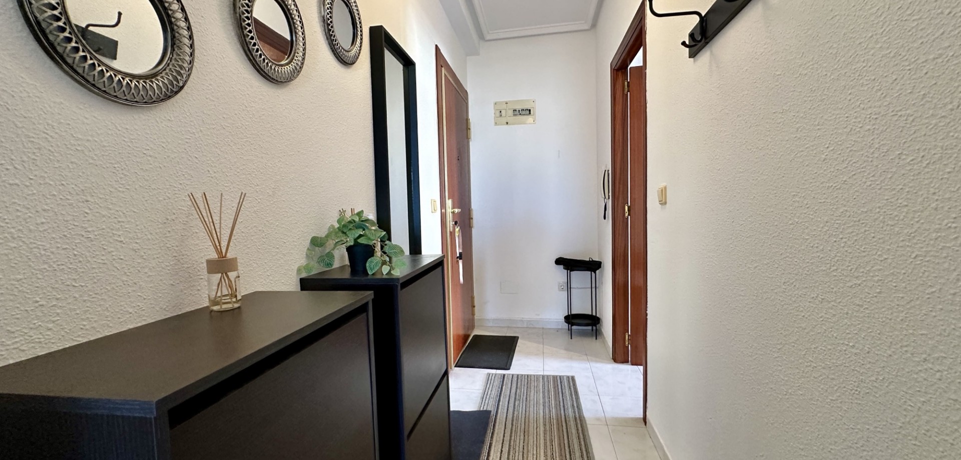 For sale - 1 Bedroom 1 Bathroom Apartment in Torrevieja - Torrevieja  - Costa Blanca (Alicante)