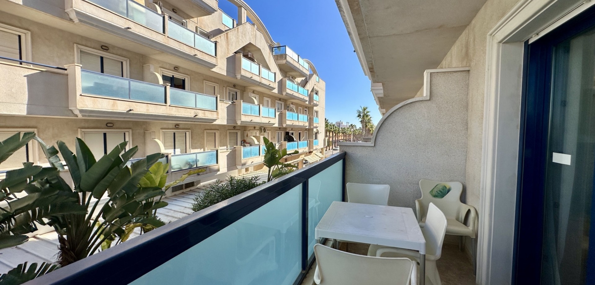 For sale - 2 Bedroom 1 Bathroom Apartment in Cabo Roig  - Cabo Roig  - Alicante